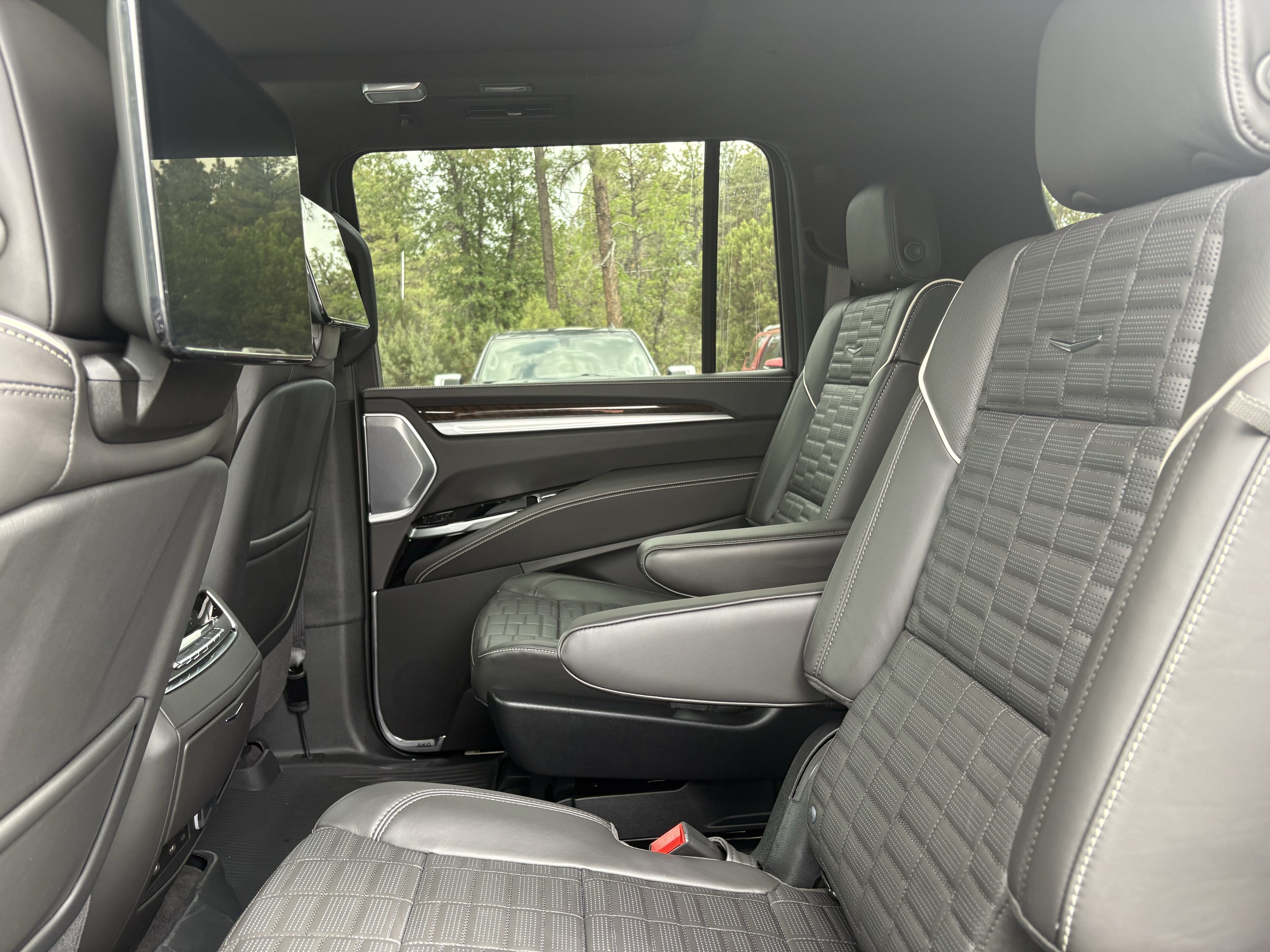 2026 Cadillac Escalade ESV Platinum Sport