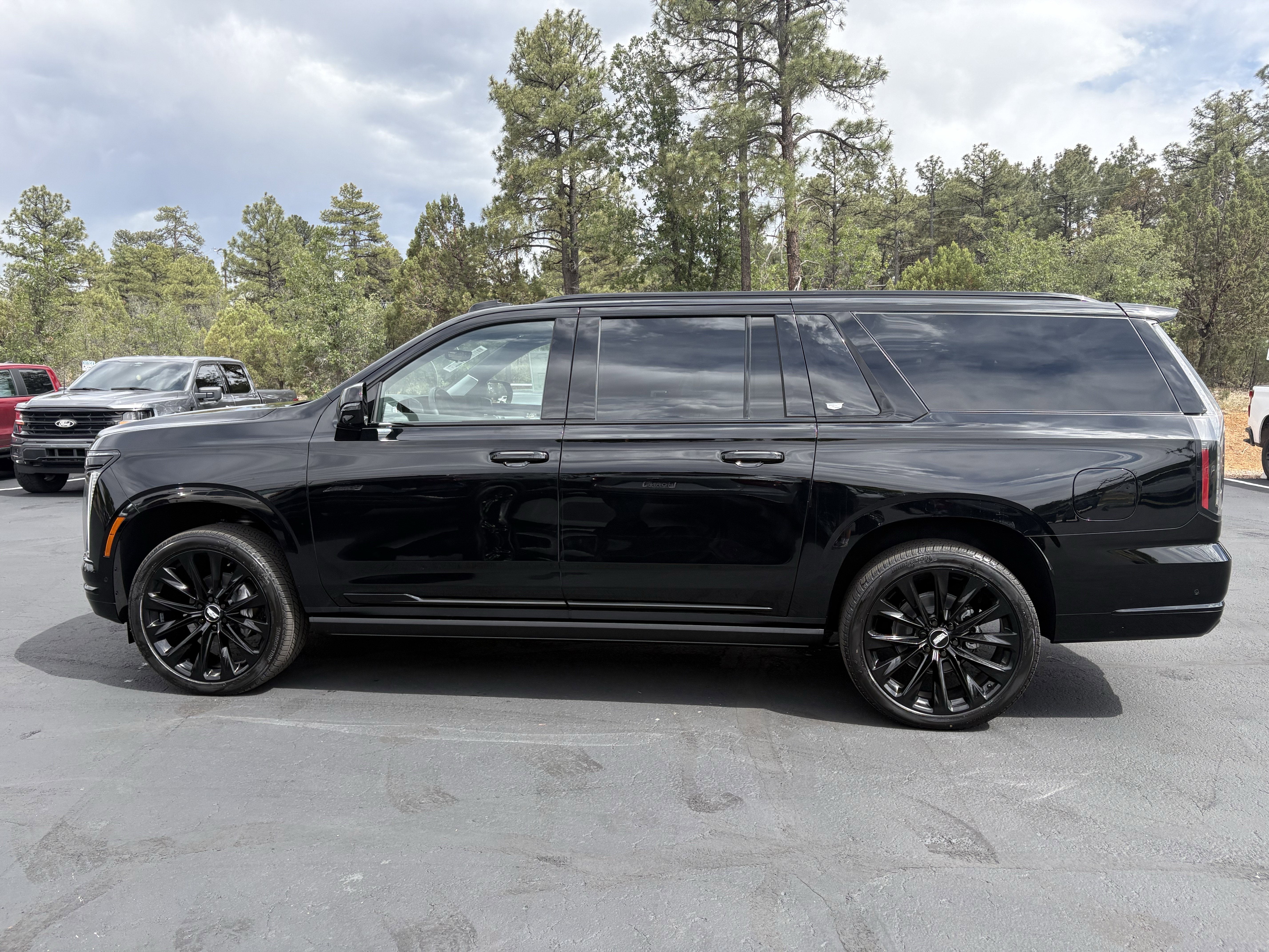 2026 Cadillac Escalade ESV Platinum Sport