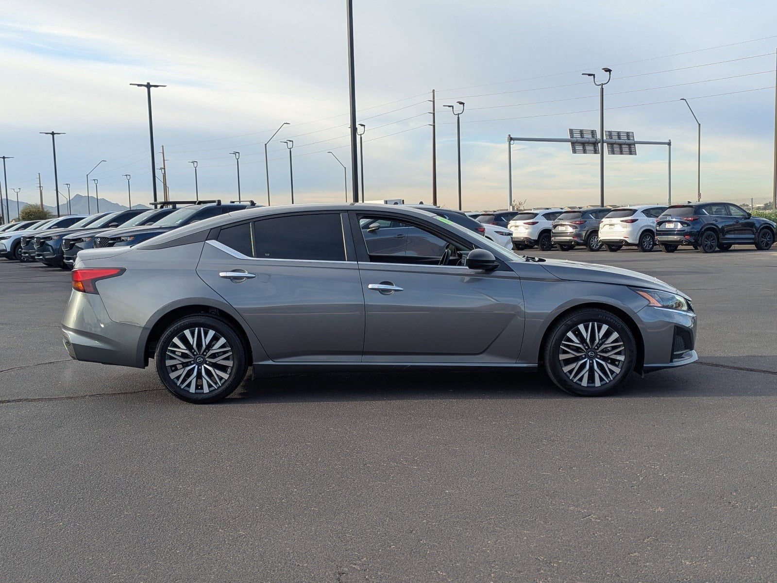 2024 Nissan Altima 2.5 SV