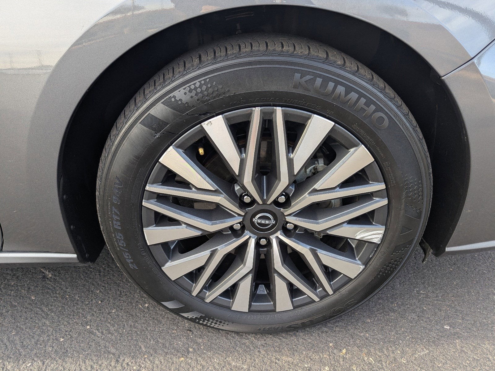 2024 Nissan Altima 2.5 SV