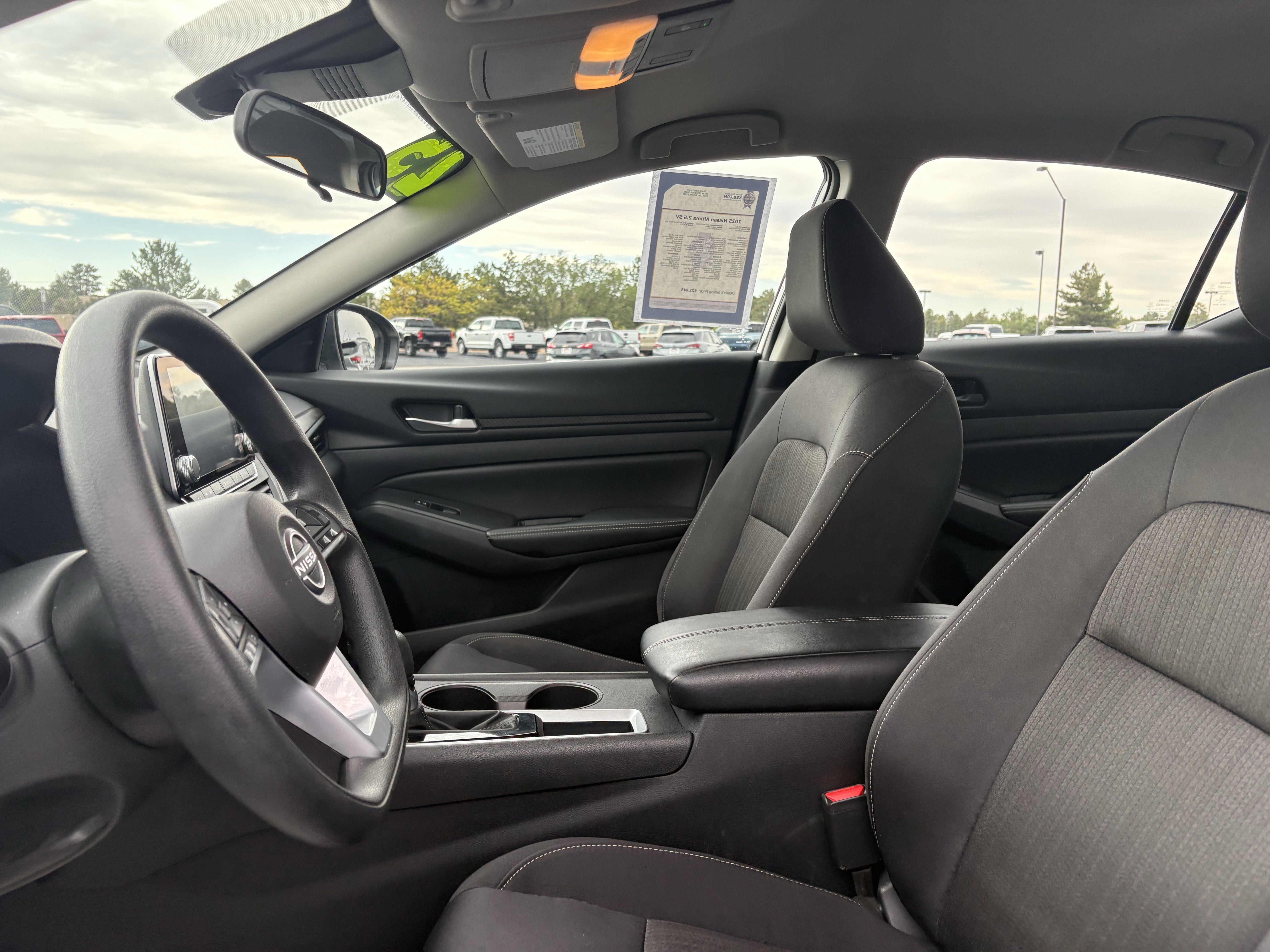 2025 Nissan Altima SV