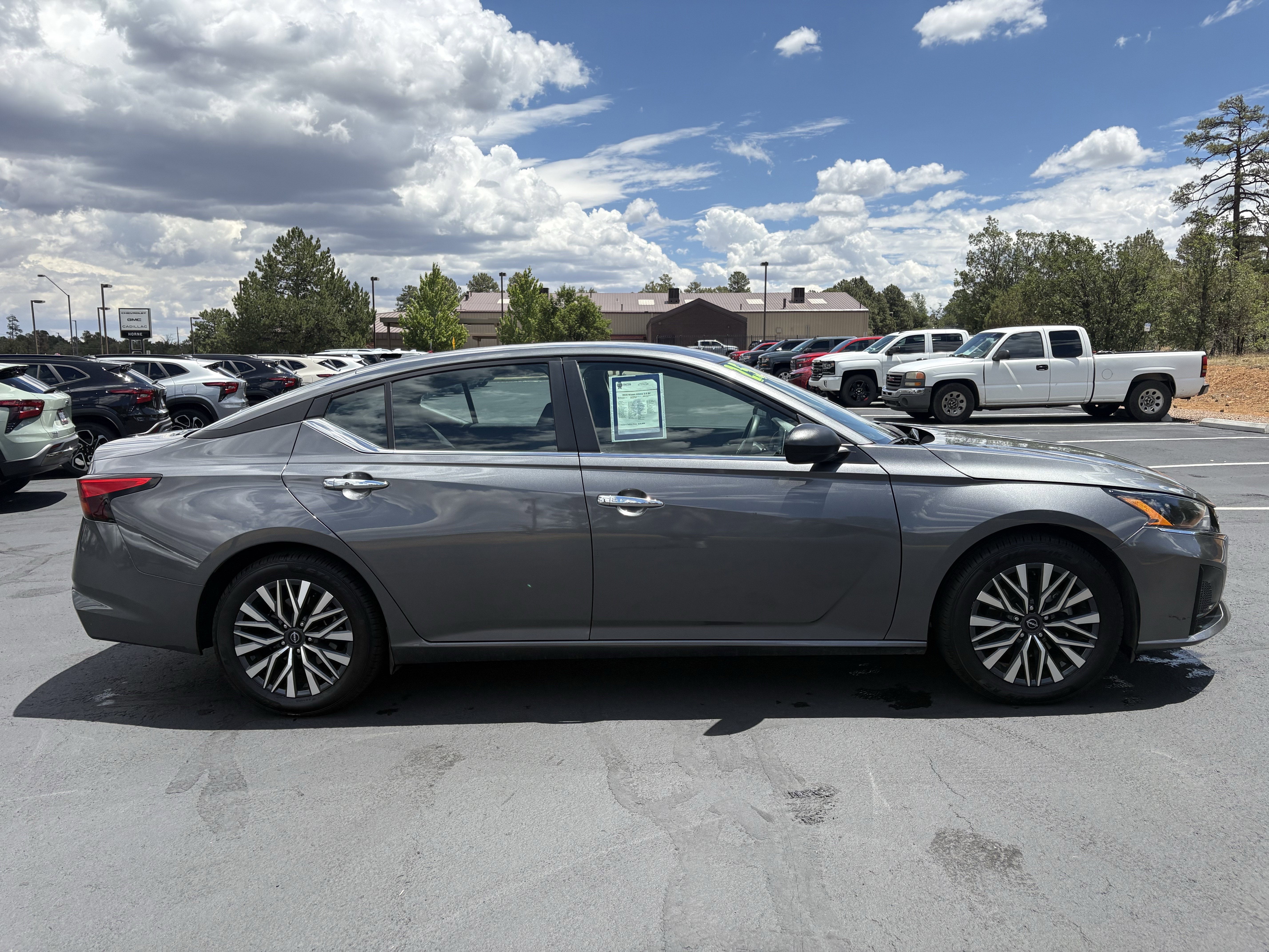 2025 Nissan Altima SV