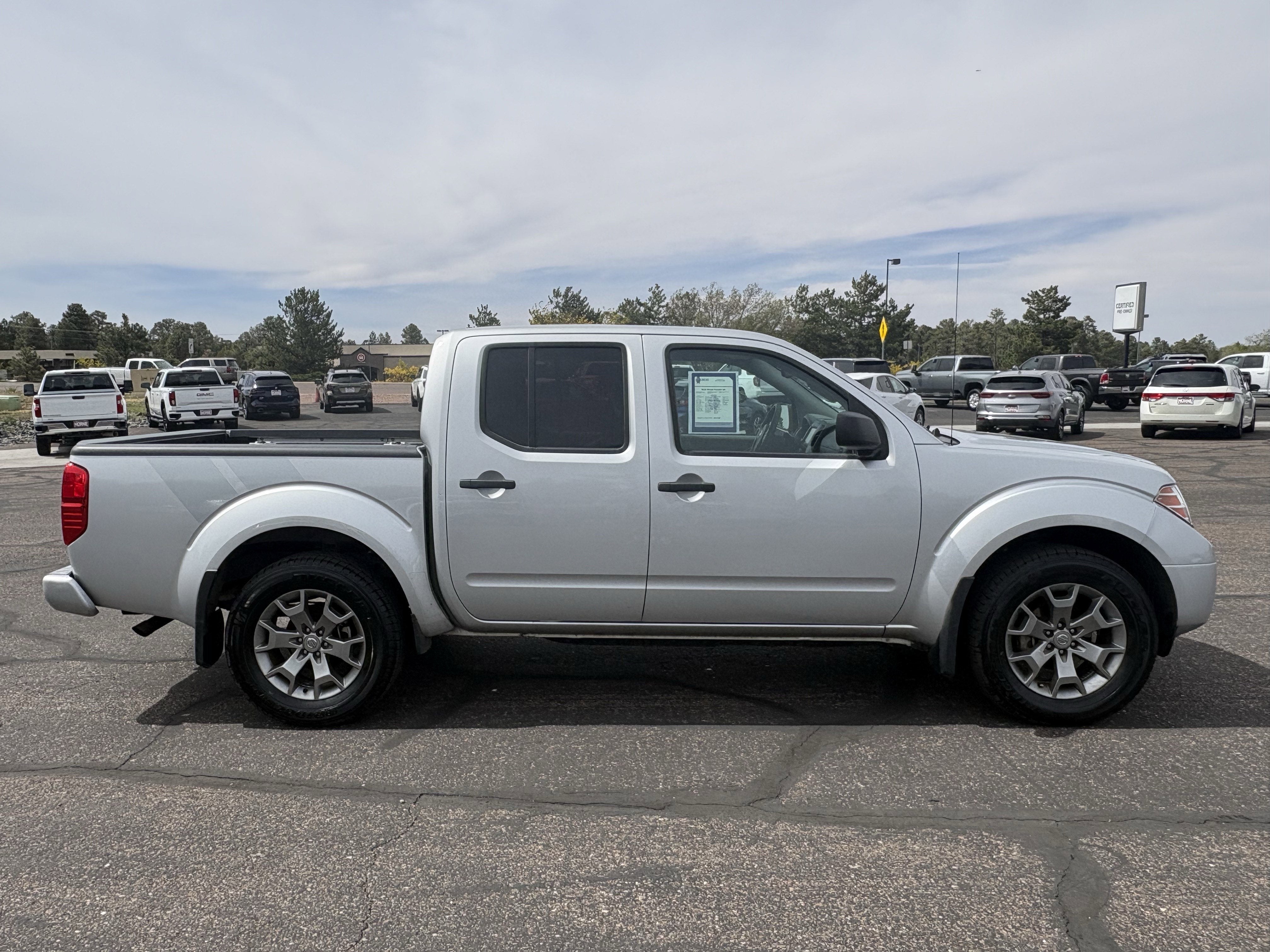 2020 Nissan Frontier SV