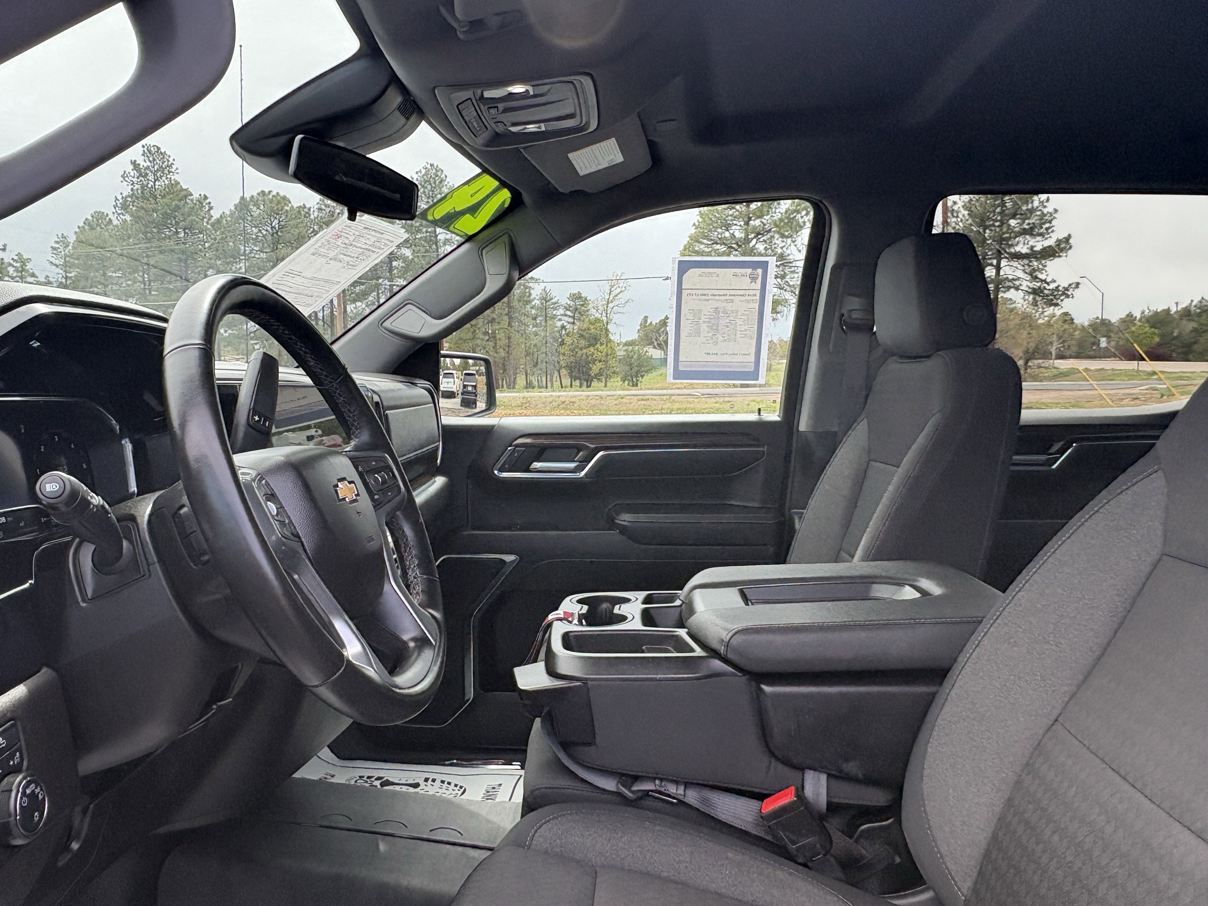 2024 Chevrolet Silverado 1500 LT