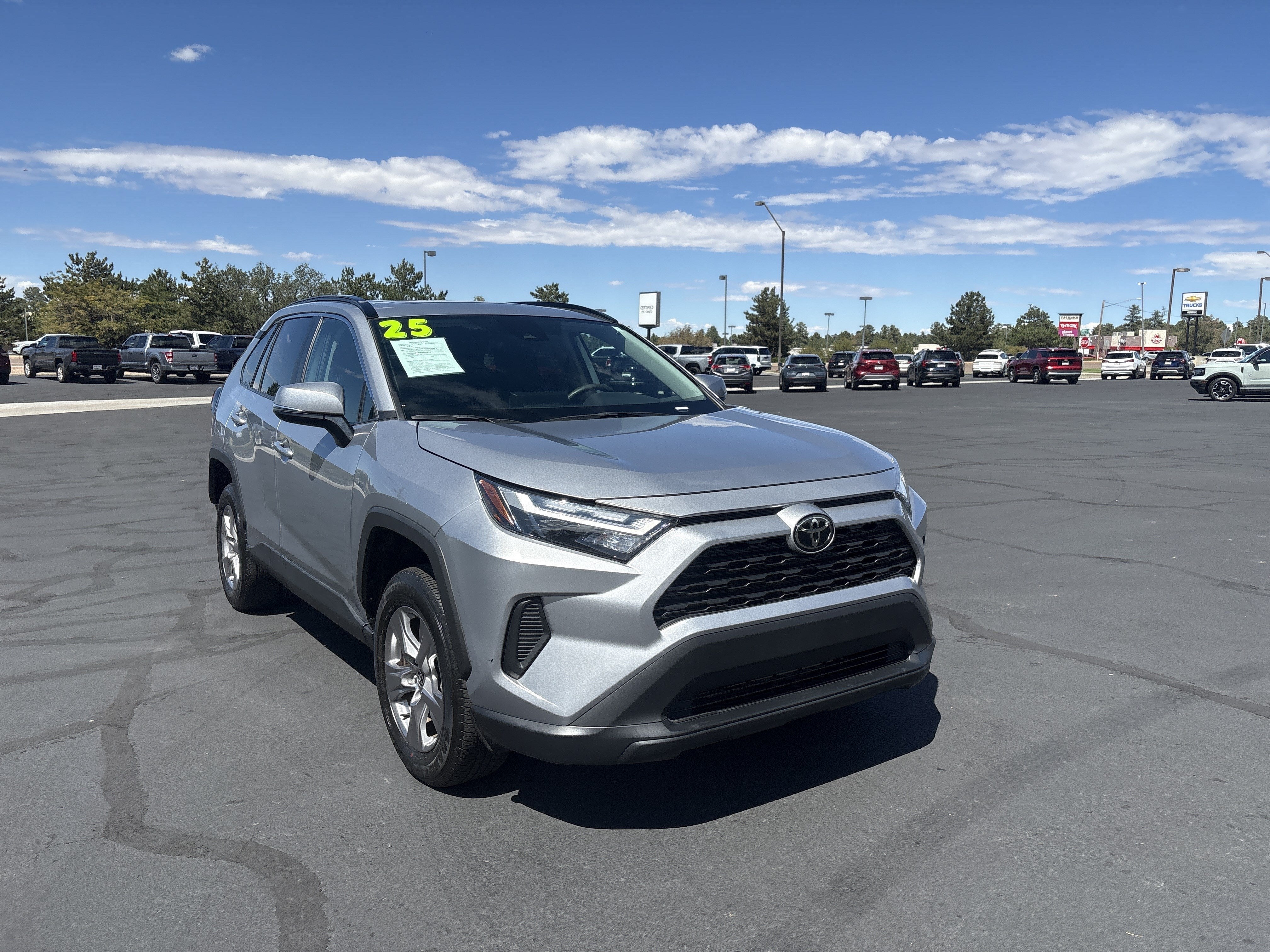 2025 Toyota RAV4 XLE