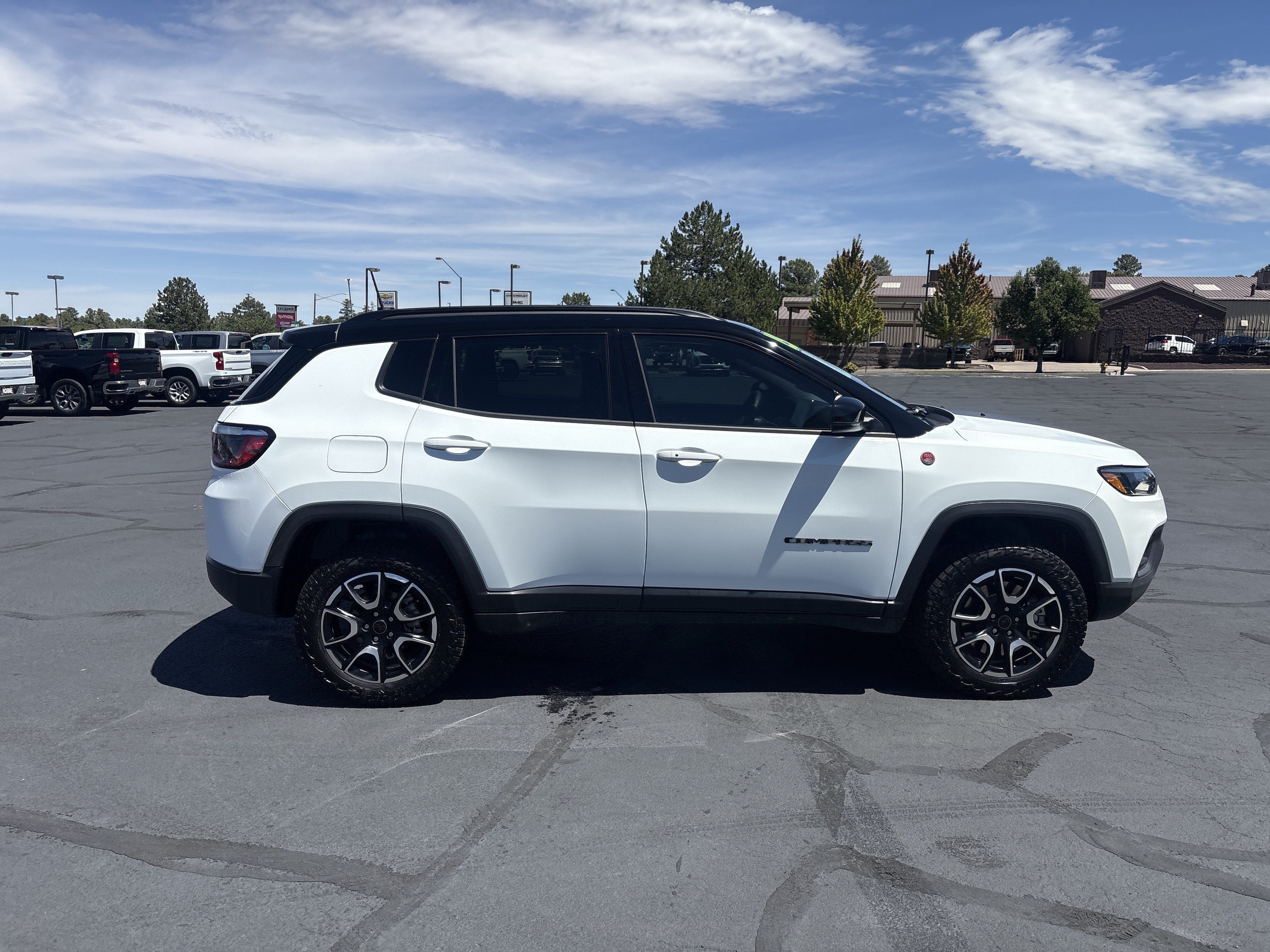2025 Jeep Compass Trailhawk