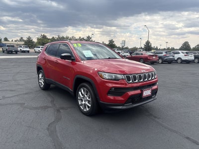 2023 Jeep Compass Latitude Lux
