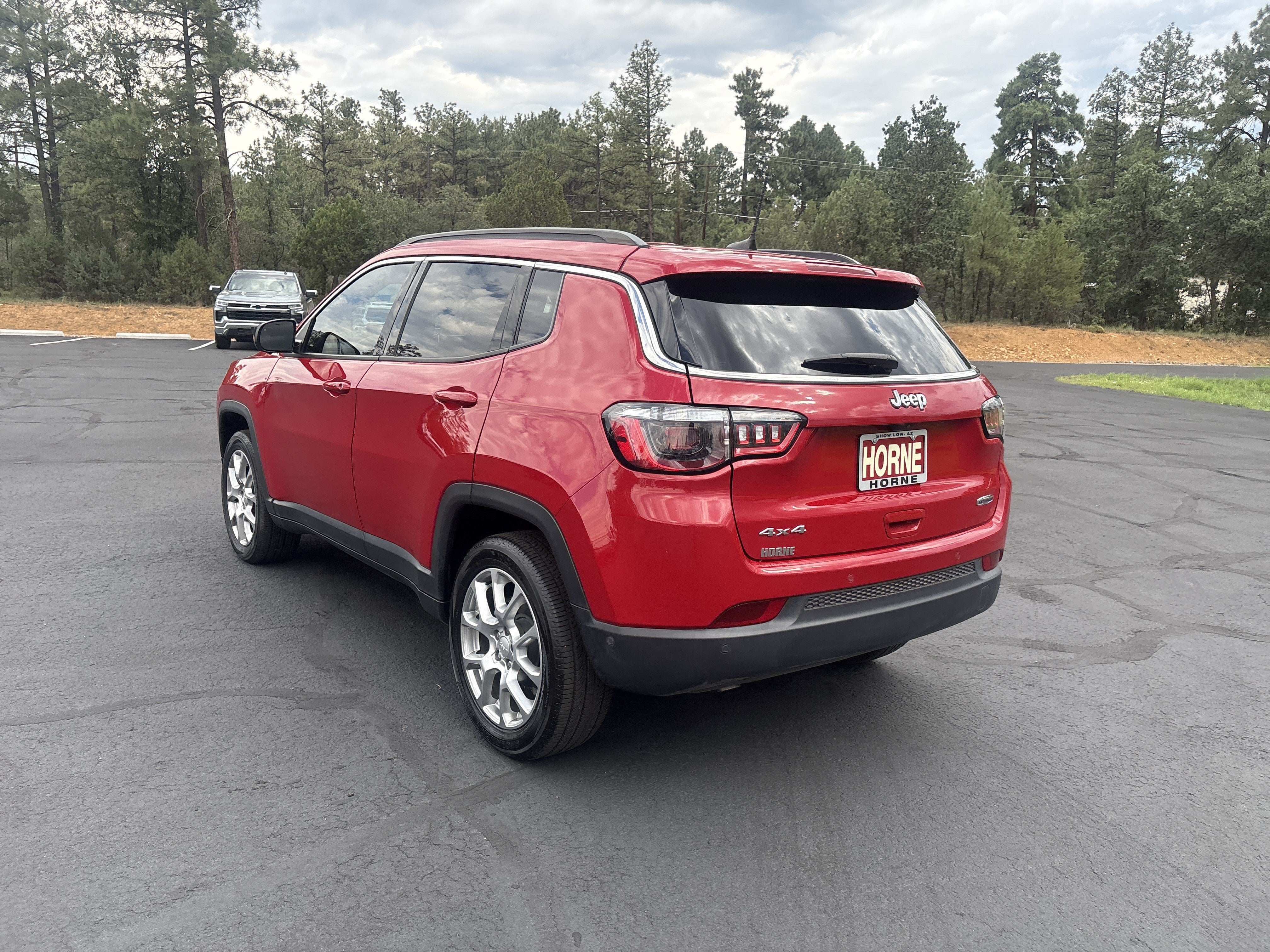 2023 Jeep Compass Latitude Lux