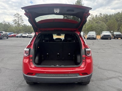 2023 Jeep Compass Latitude Lux