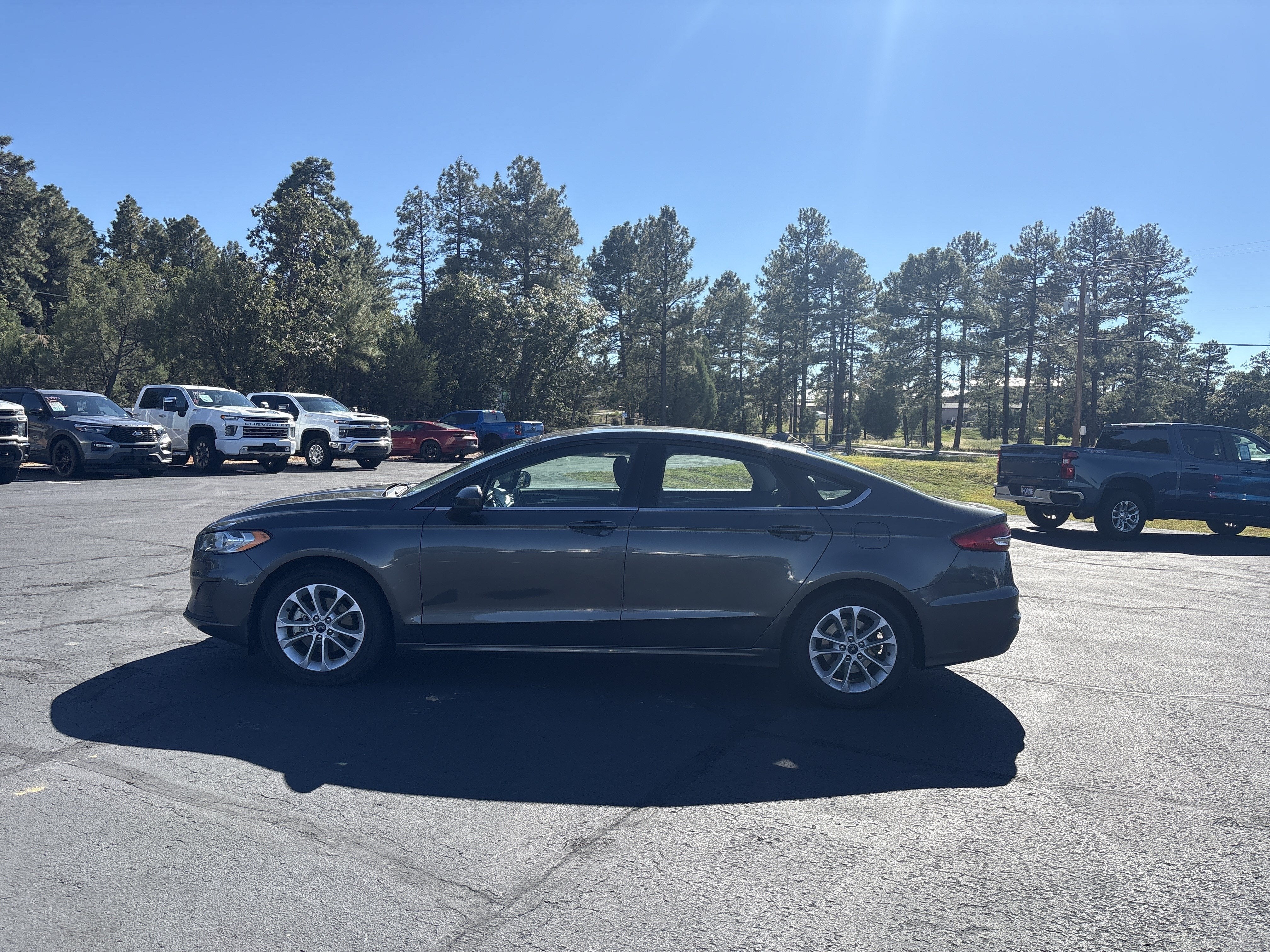 2020 Ford Fusion SE