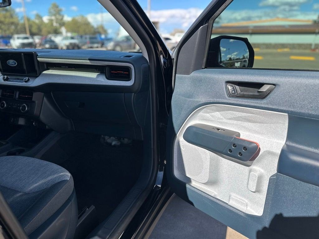 2022 Ford Maverick XL