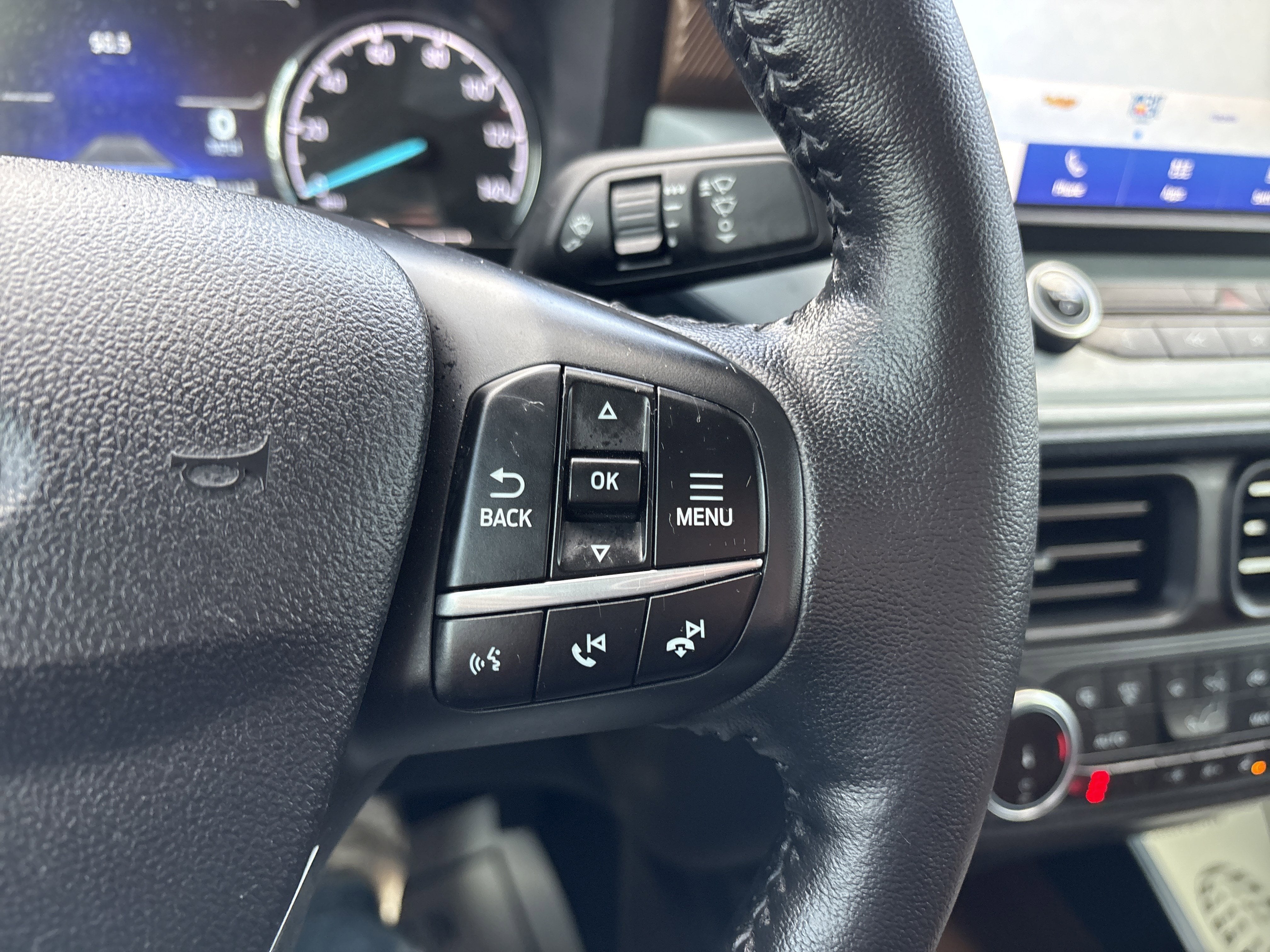 2022 Ford Maverick XL