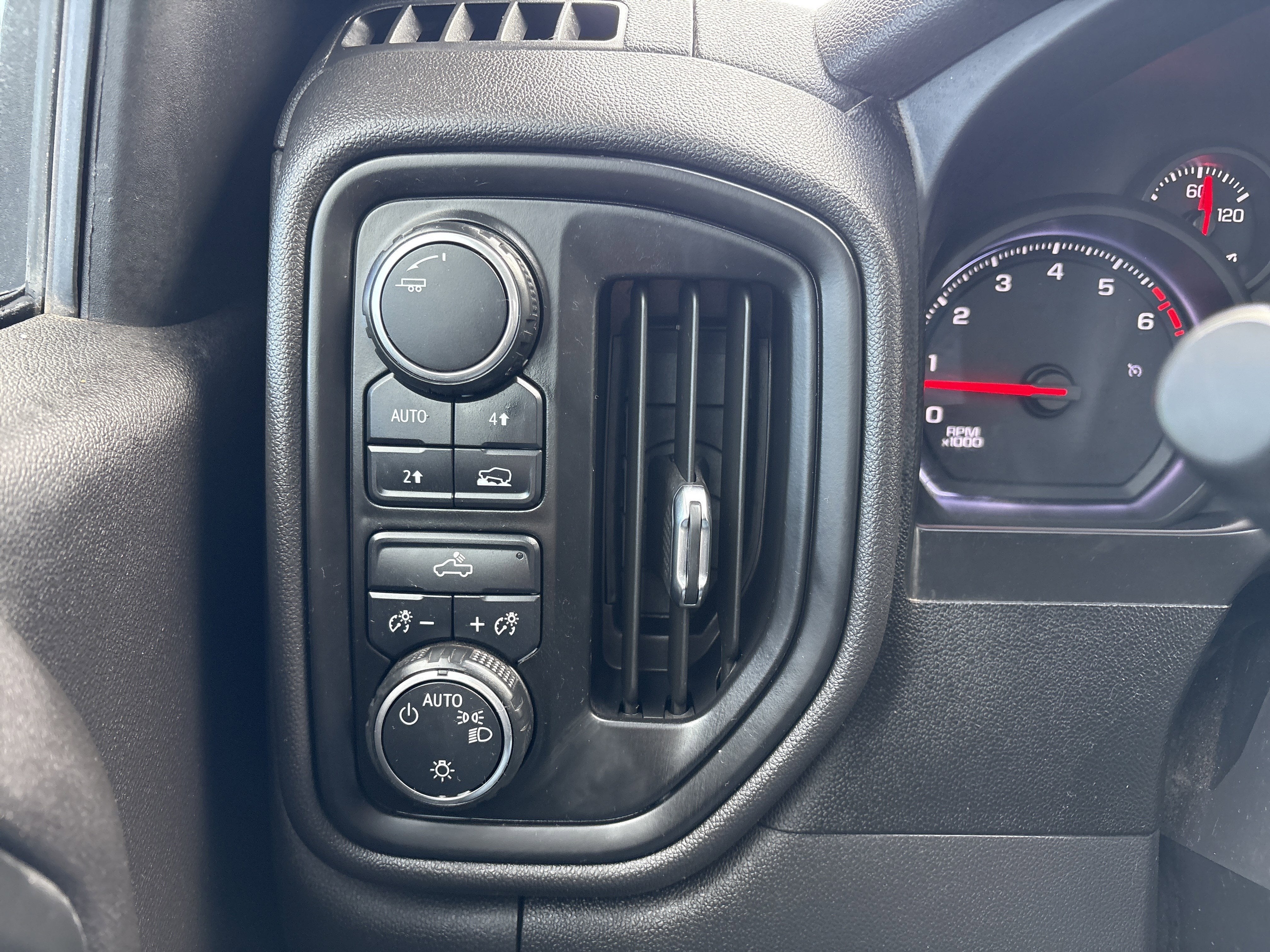 2020 Chevrolet Silverado 1500 WT