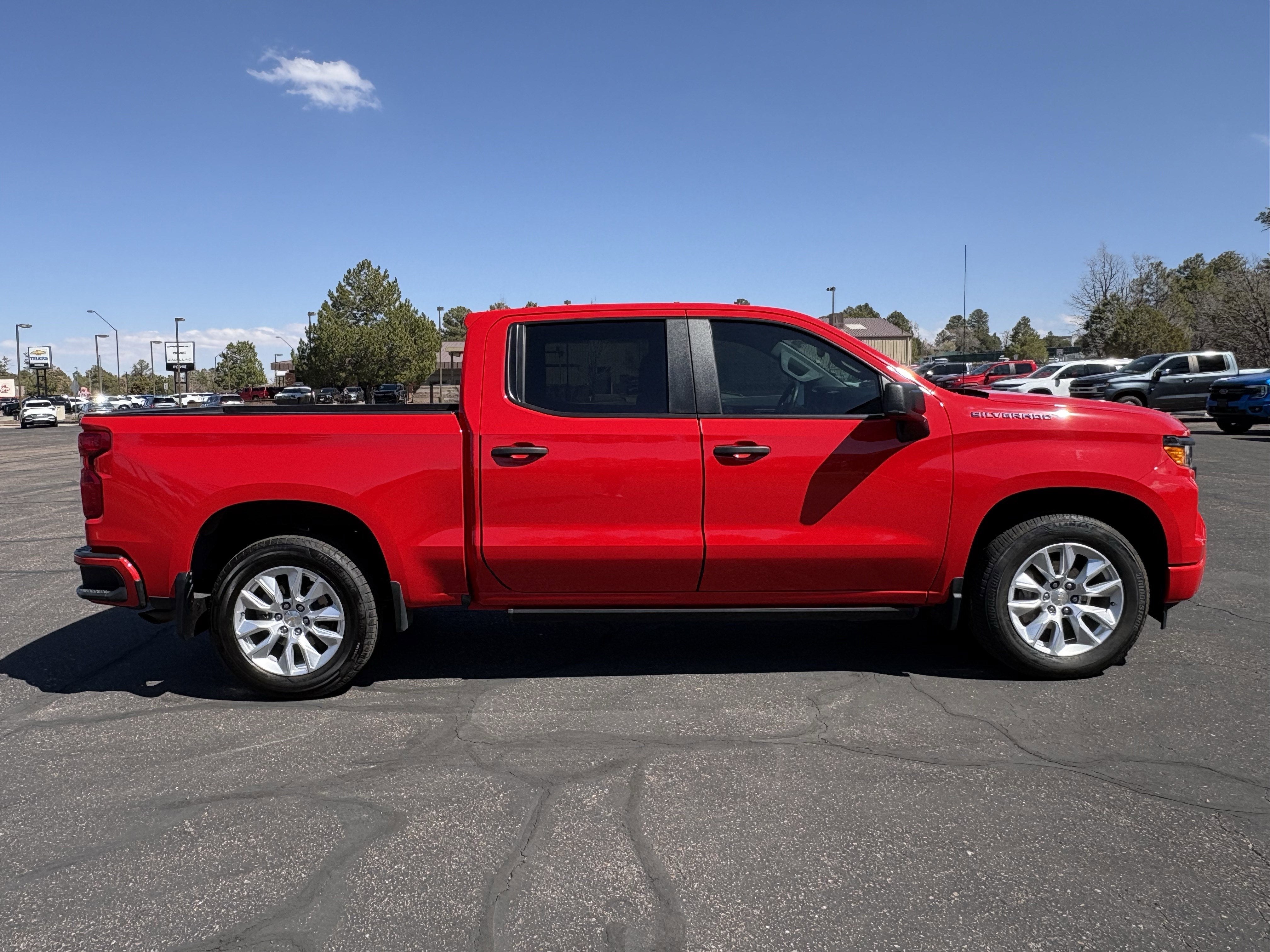 2023 Chevrolet Silverado 1500 Custom