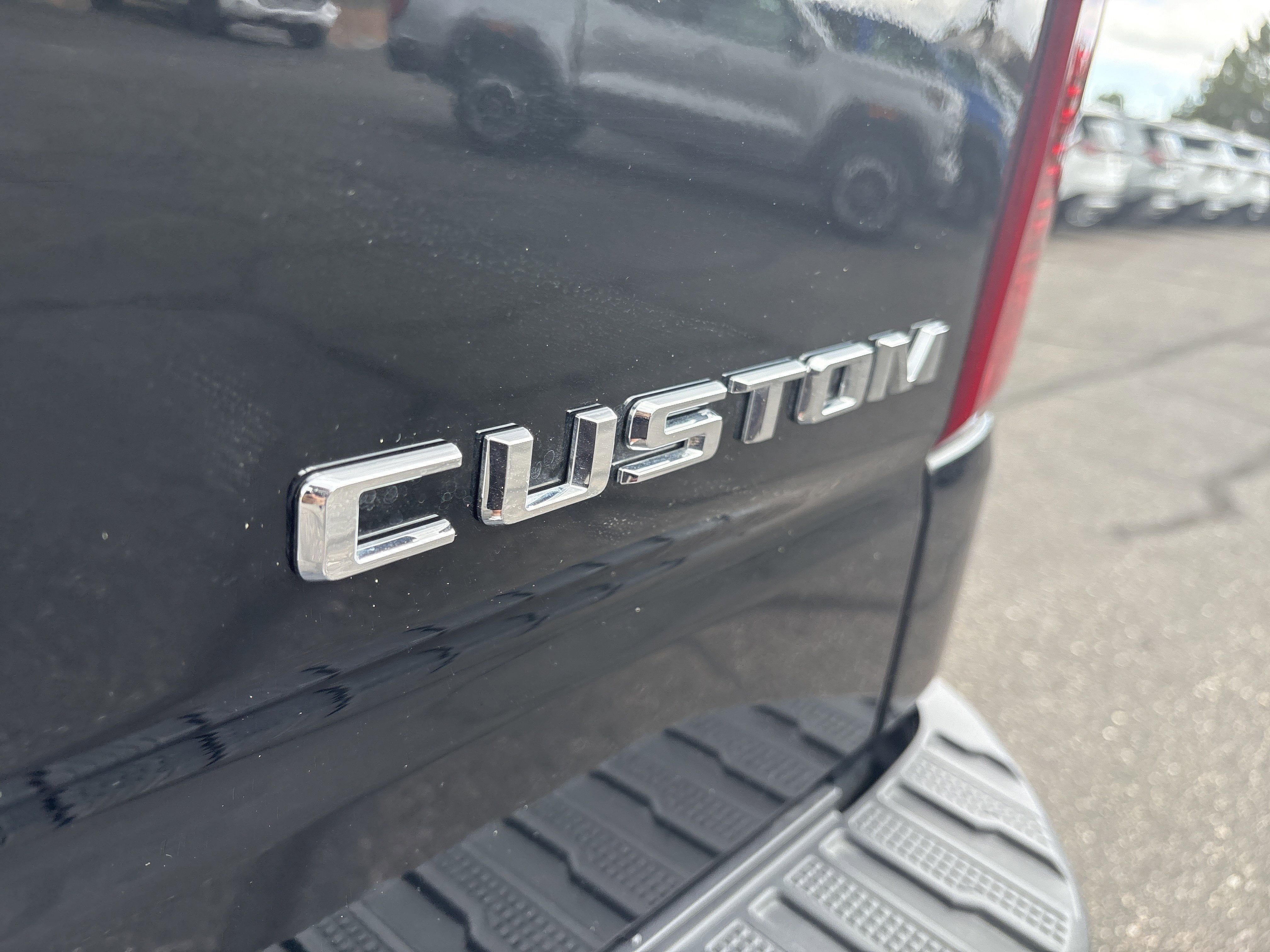 2025 Chevrolet Silverado 1500 Custom Trail Boss