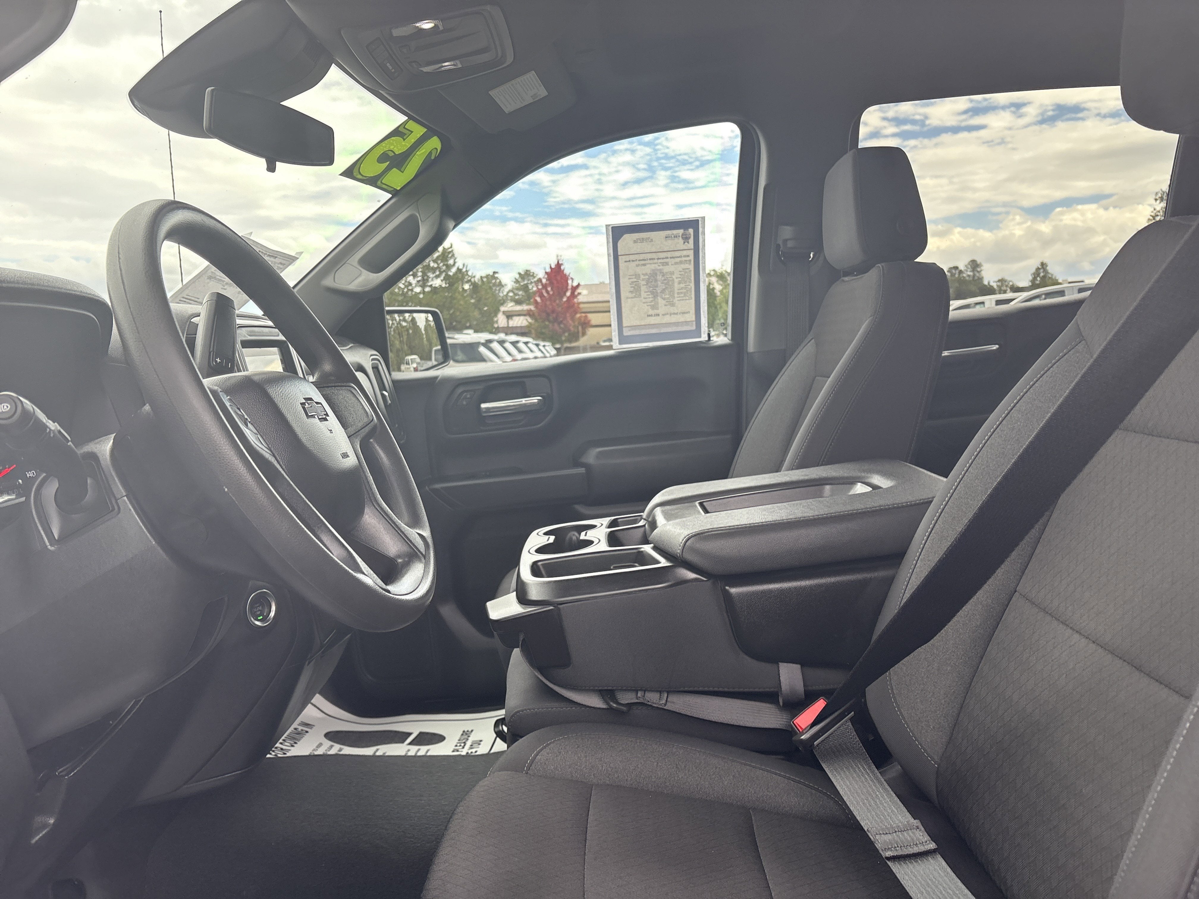 2025 Chevrolet Silverado 1500 Custom Trail Boss