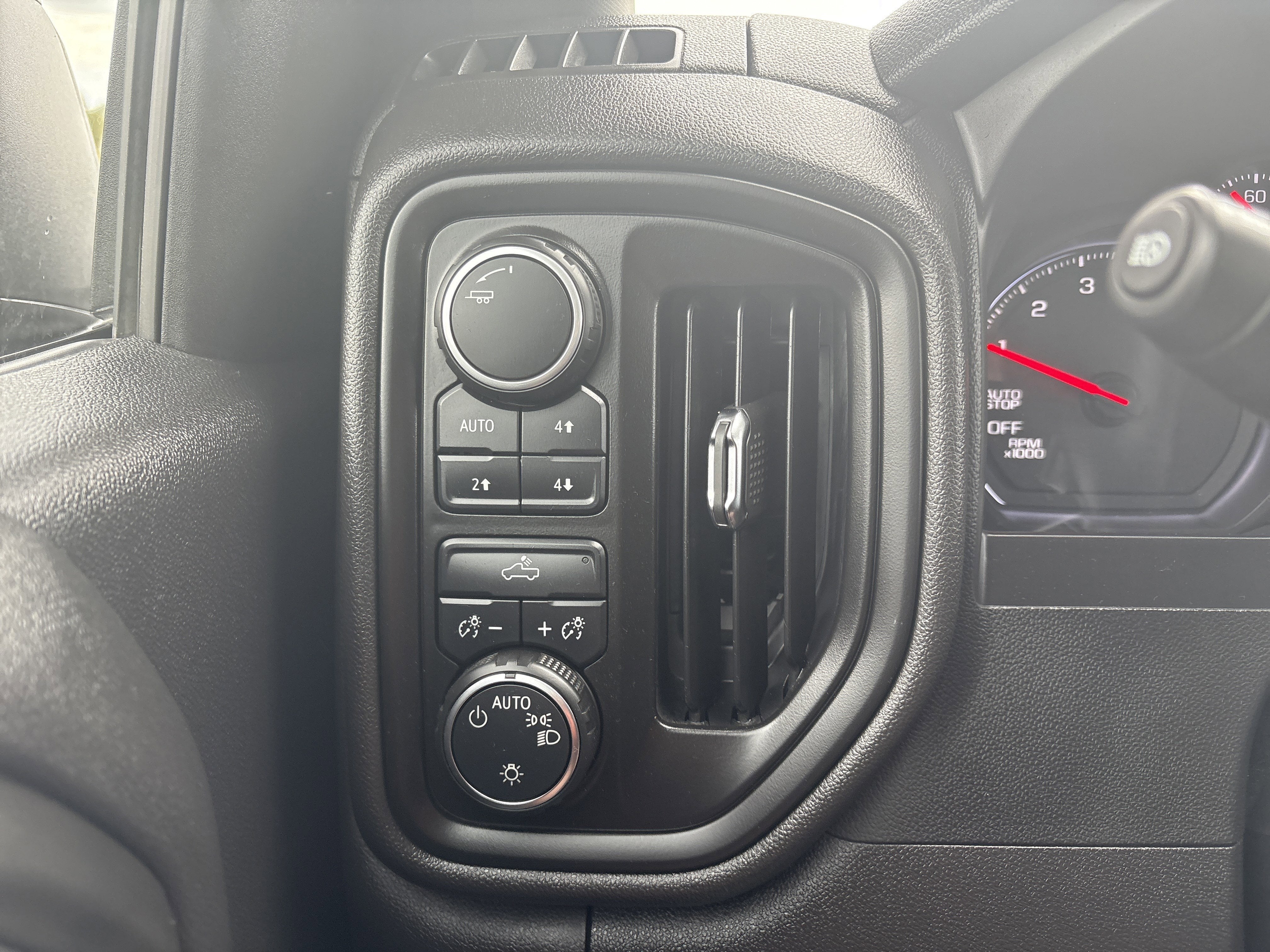 2025 Chevrolet Silverado 1500 Custom Trail Boss