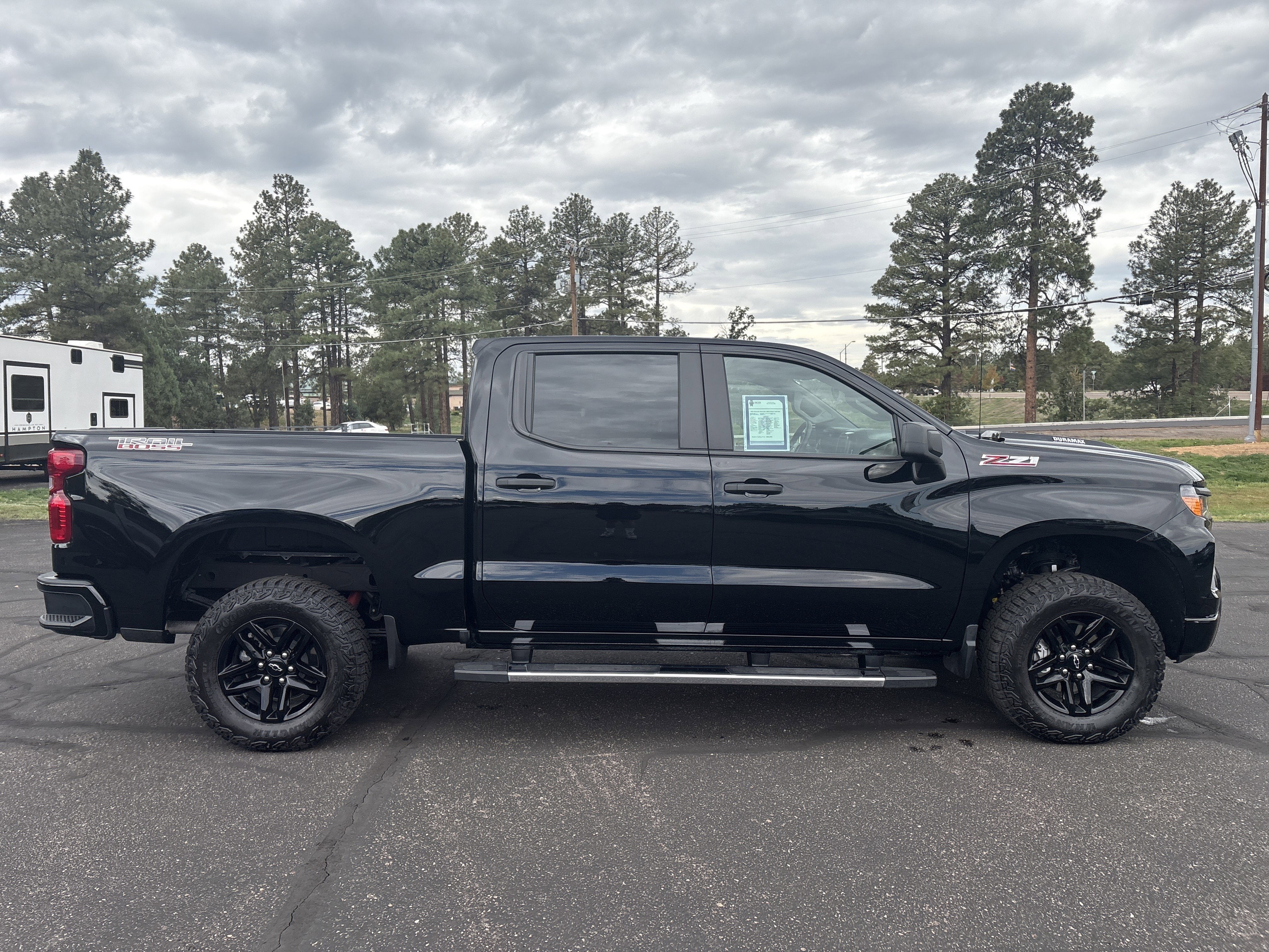 2025 Chevrolet Silverado 1500 Custom Trail Boss