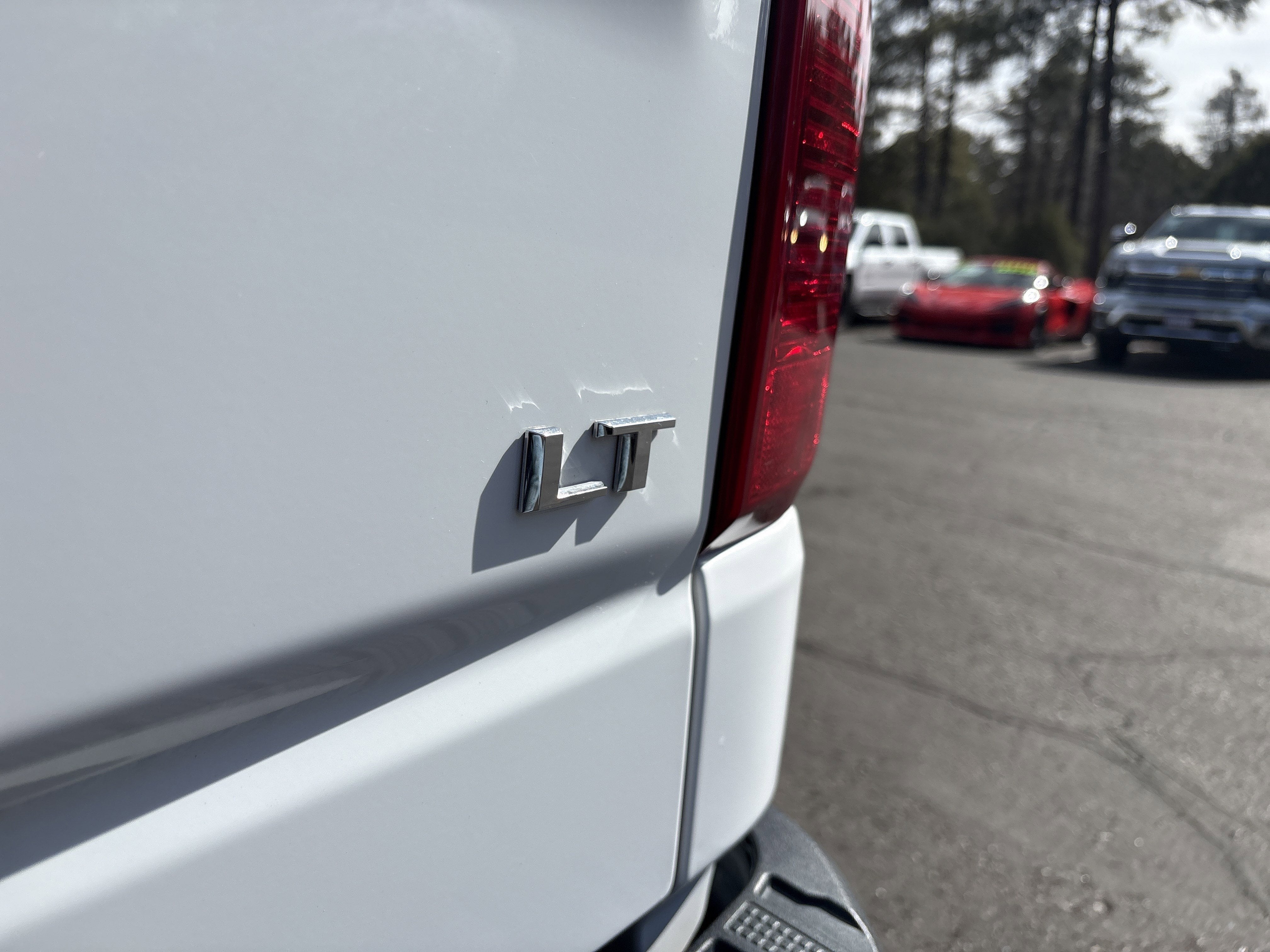 2025 Chevrolet Silverado 1500 LT