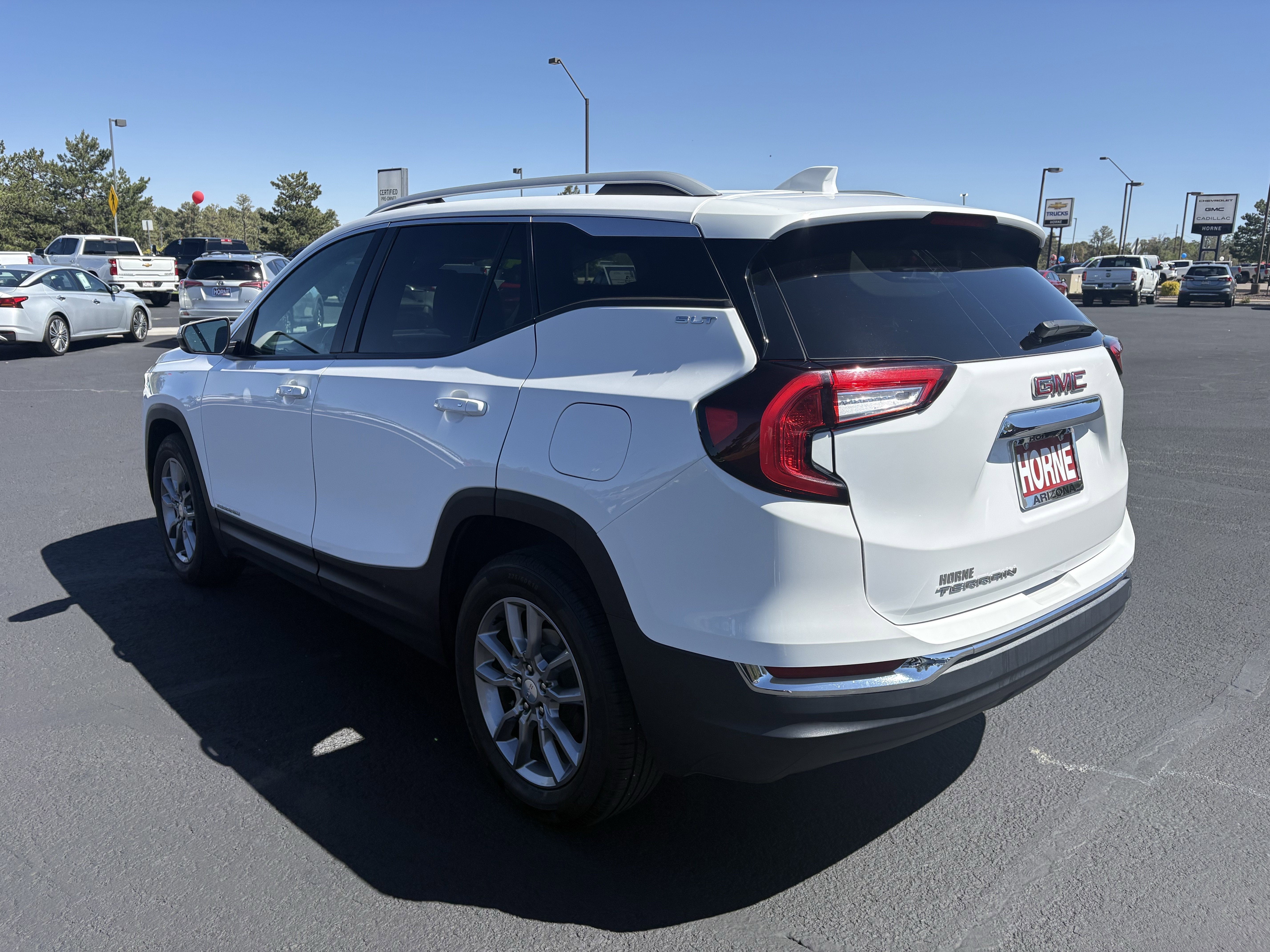 2024 GMC Terrain SLT