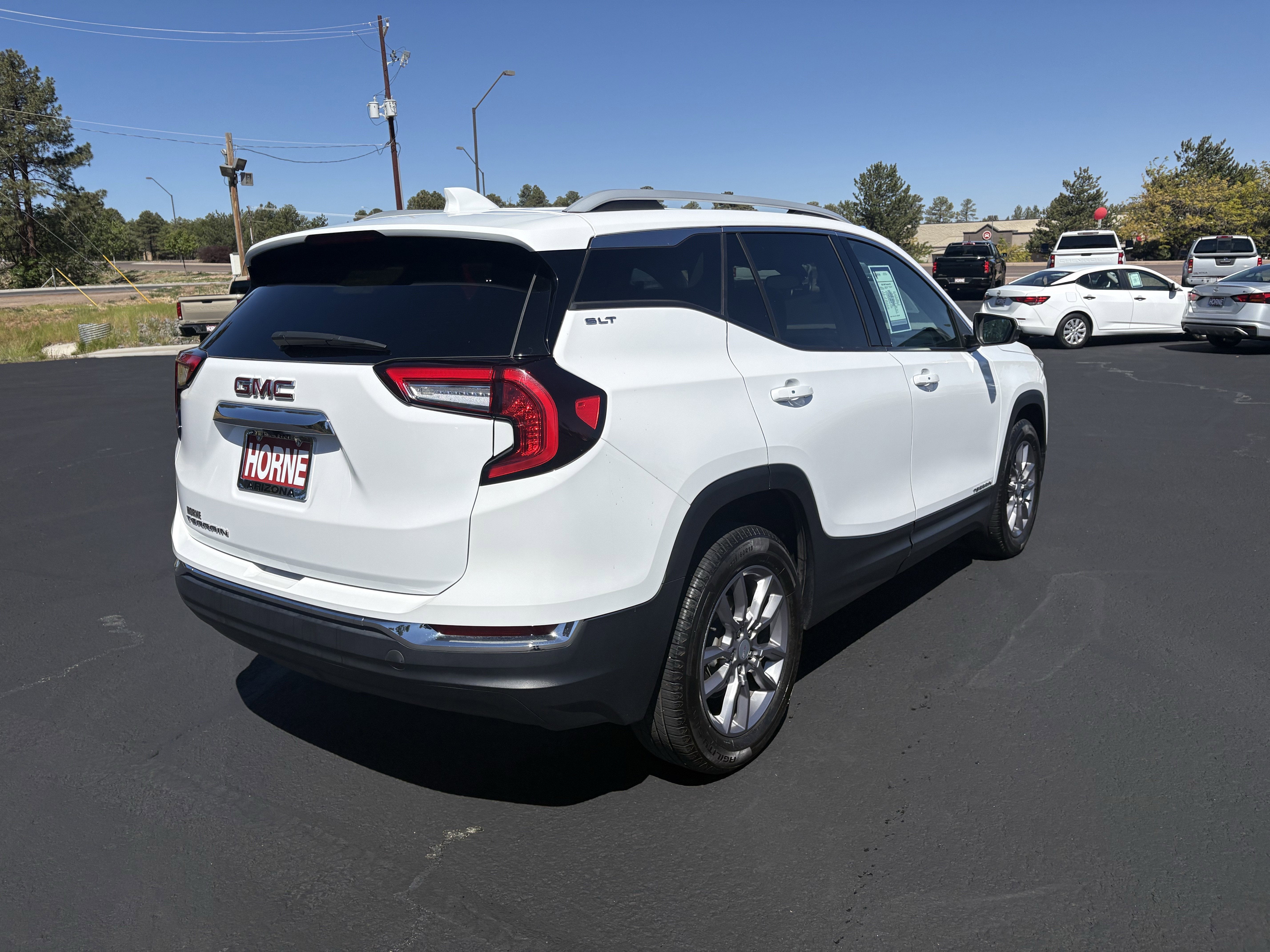 2024 GMC Terrain SLT