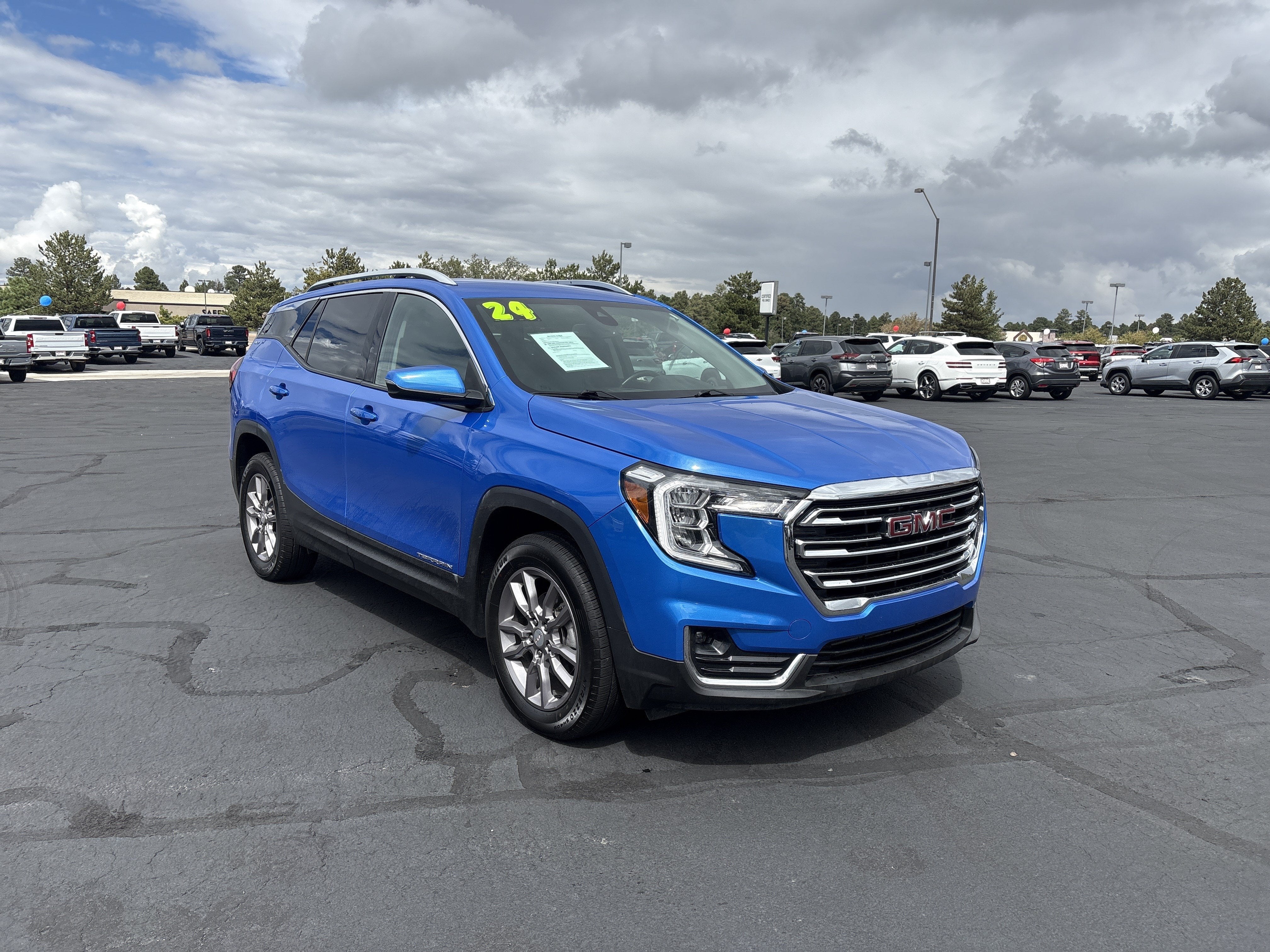 2024 GMC Terrain SLT