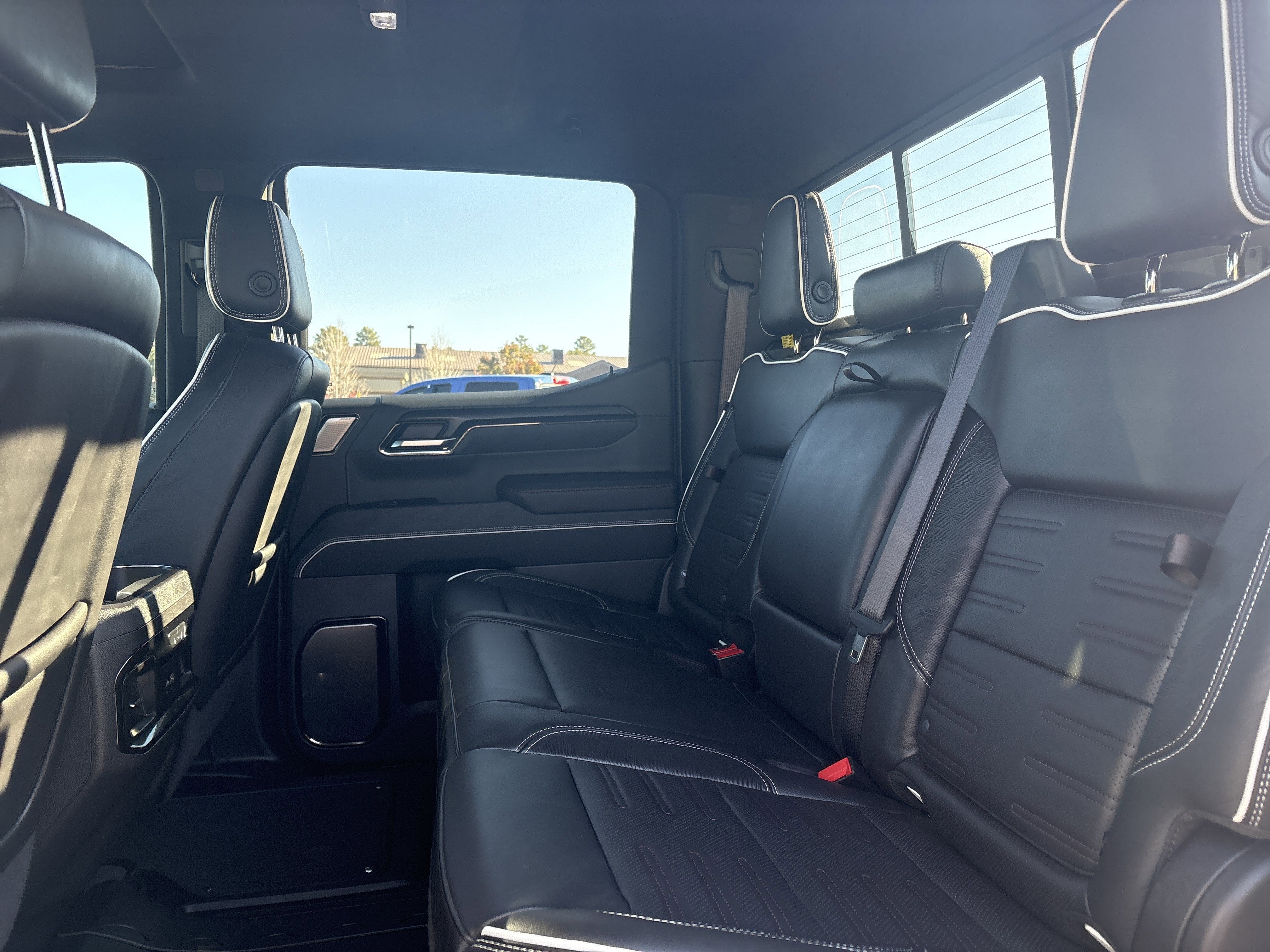 2025 GMC Sierra 1500 AT4X