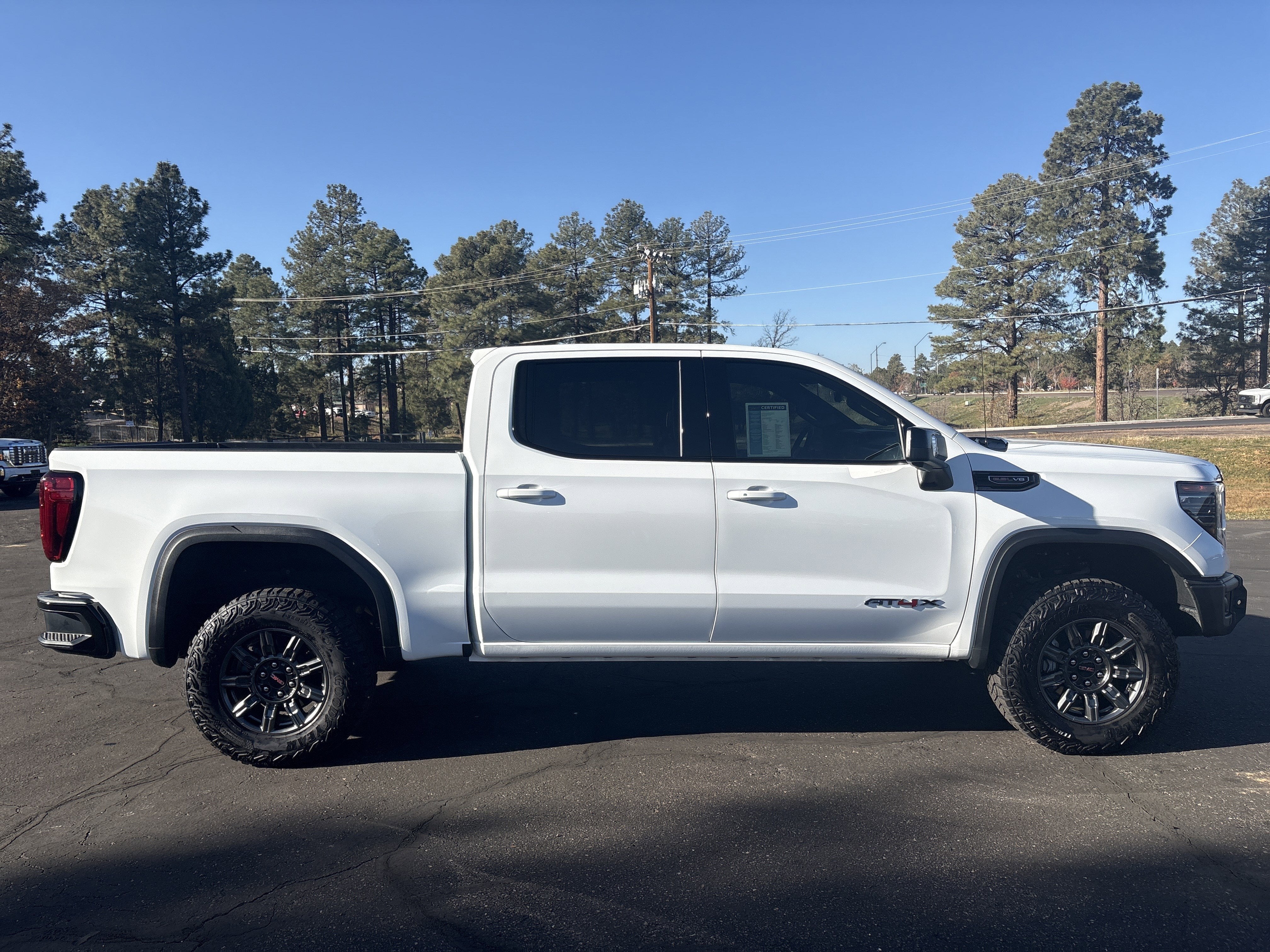 2025 GMC Sierra 1500 AT4X