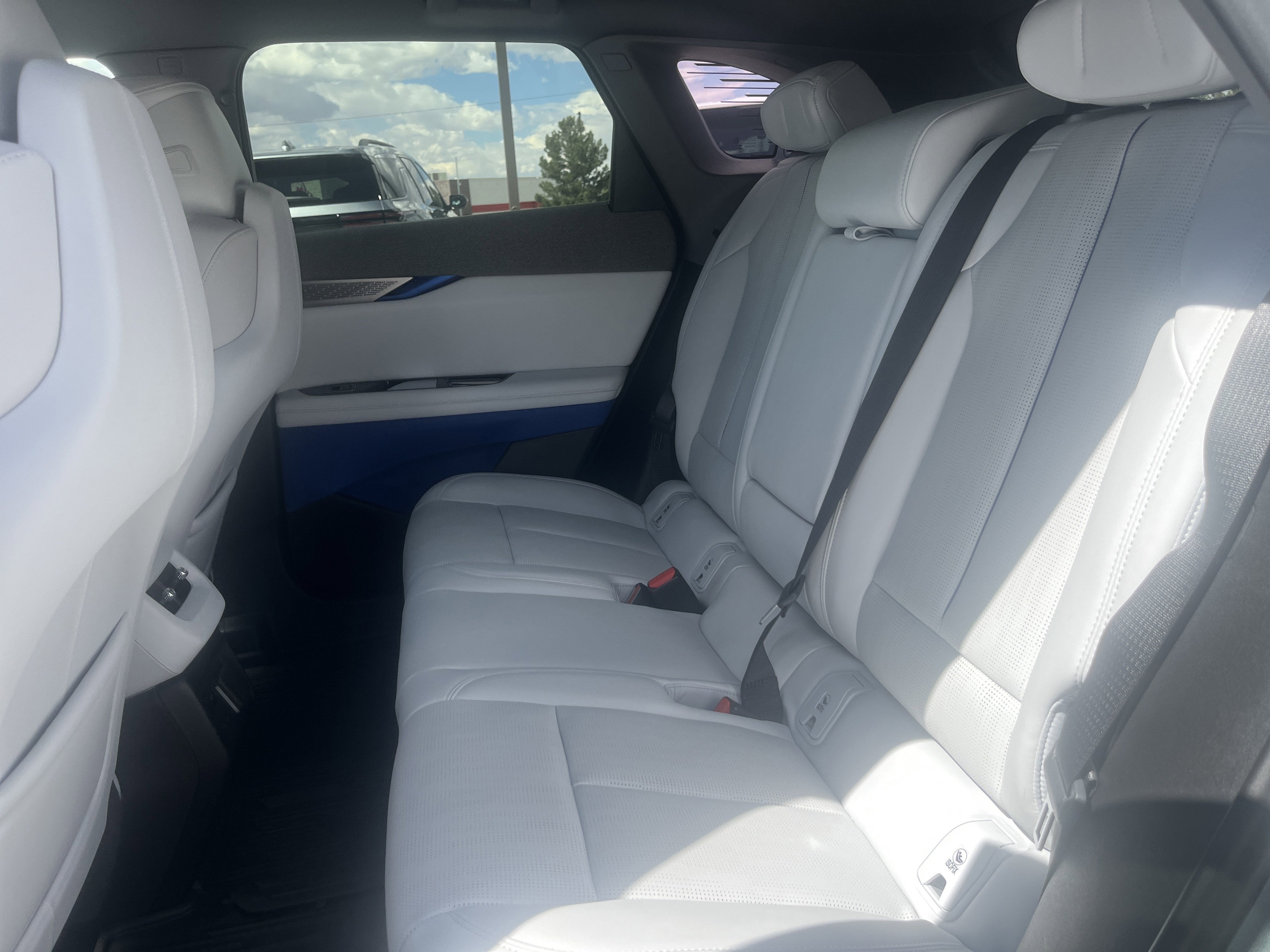 2025 Cadillac OPTIQ Sport 2