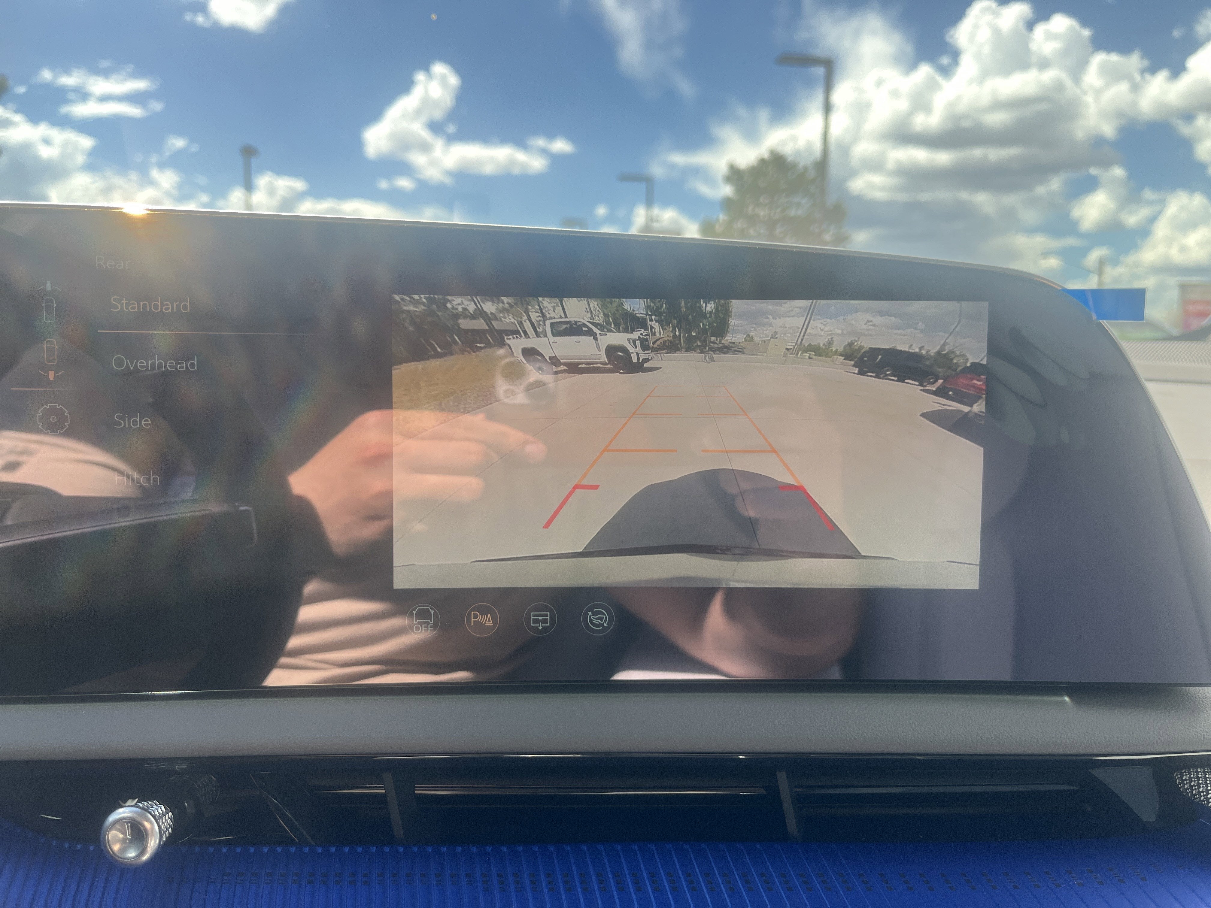 2025 Cadillac OPTIQ Sport 2