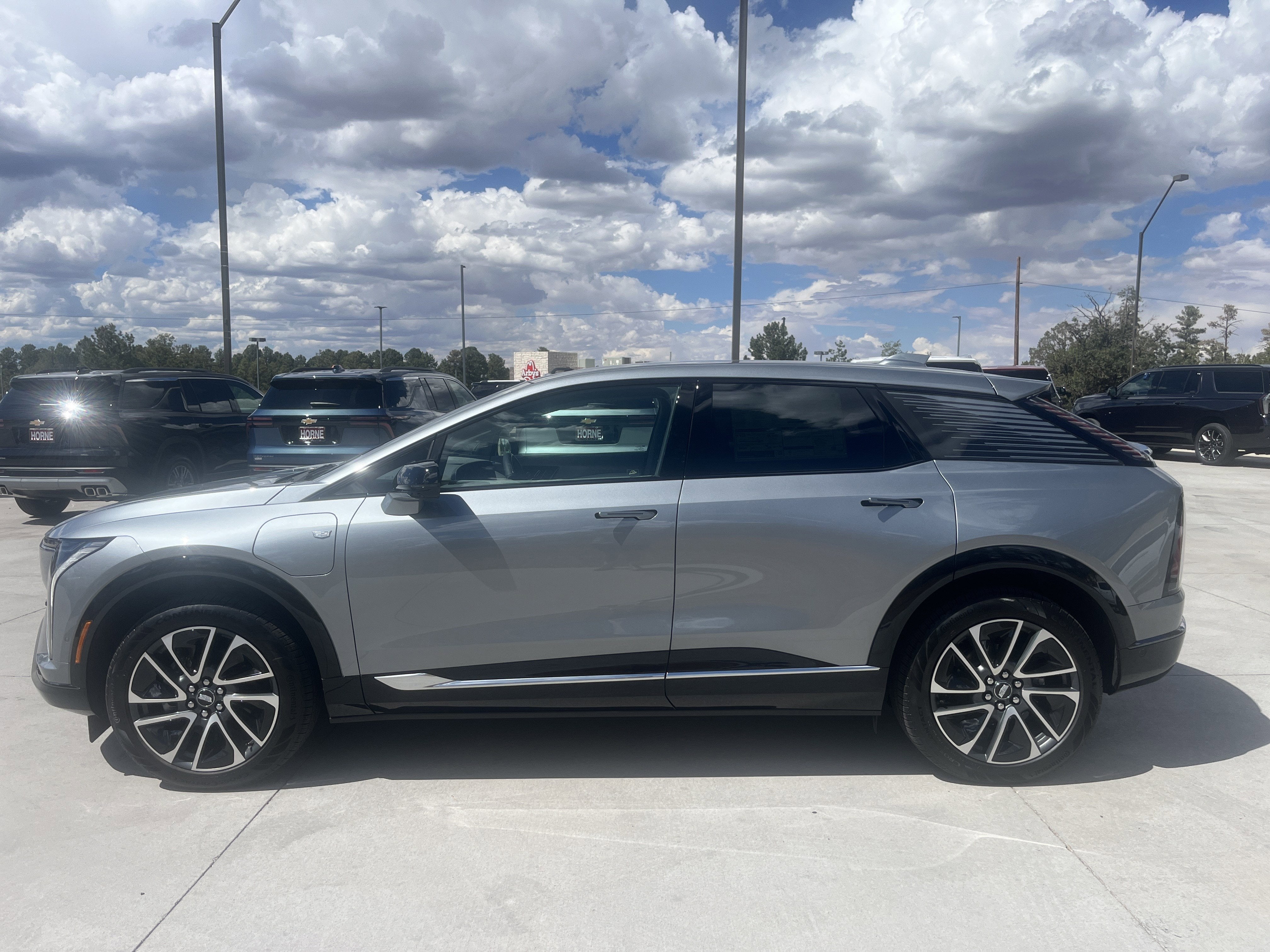 2025 Cadillac OPTIQ Sport 2