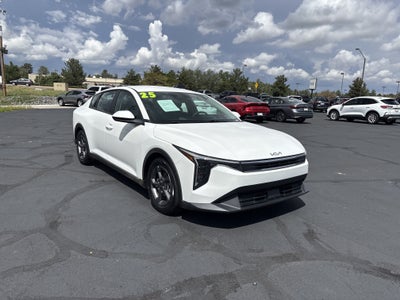 2025 Kia K4 LXS