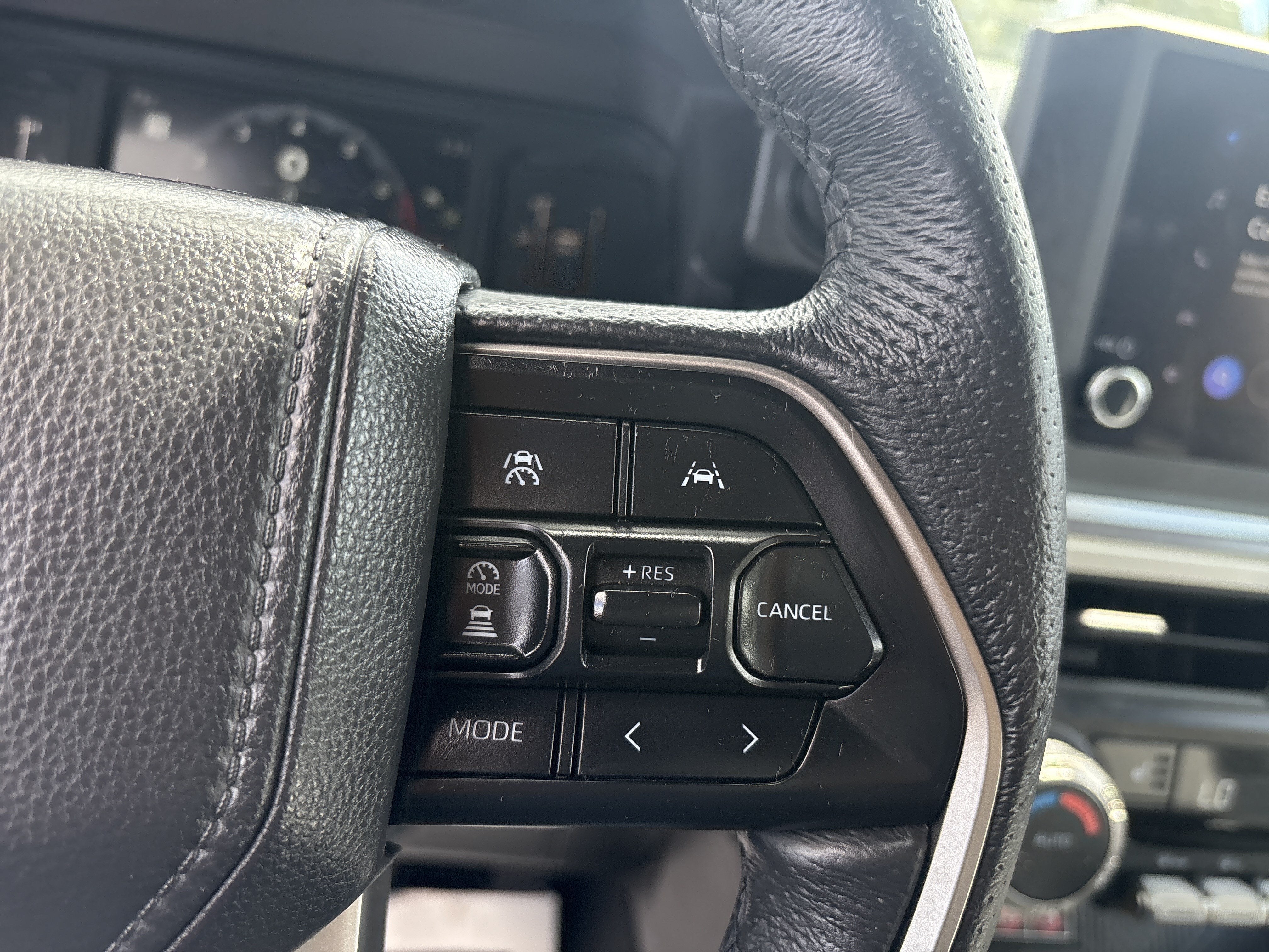 2025 Toyota Tacoma 2WD SR5