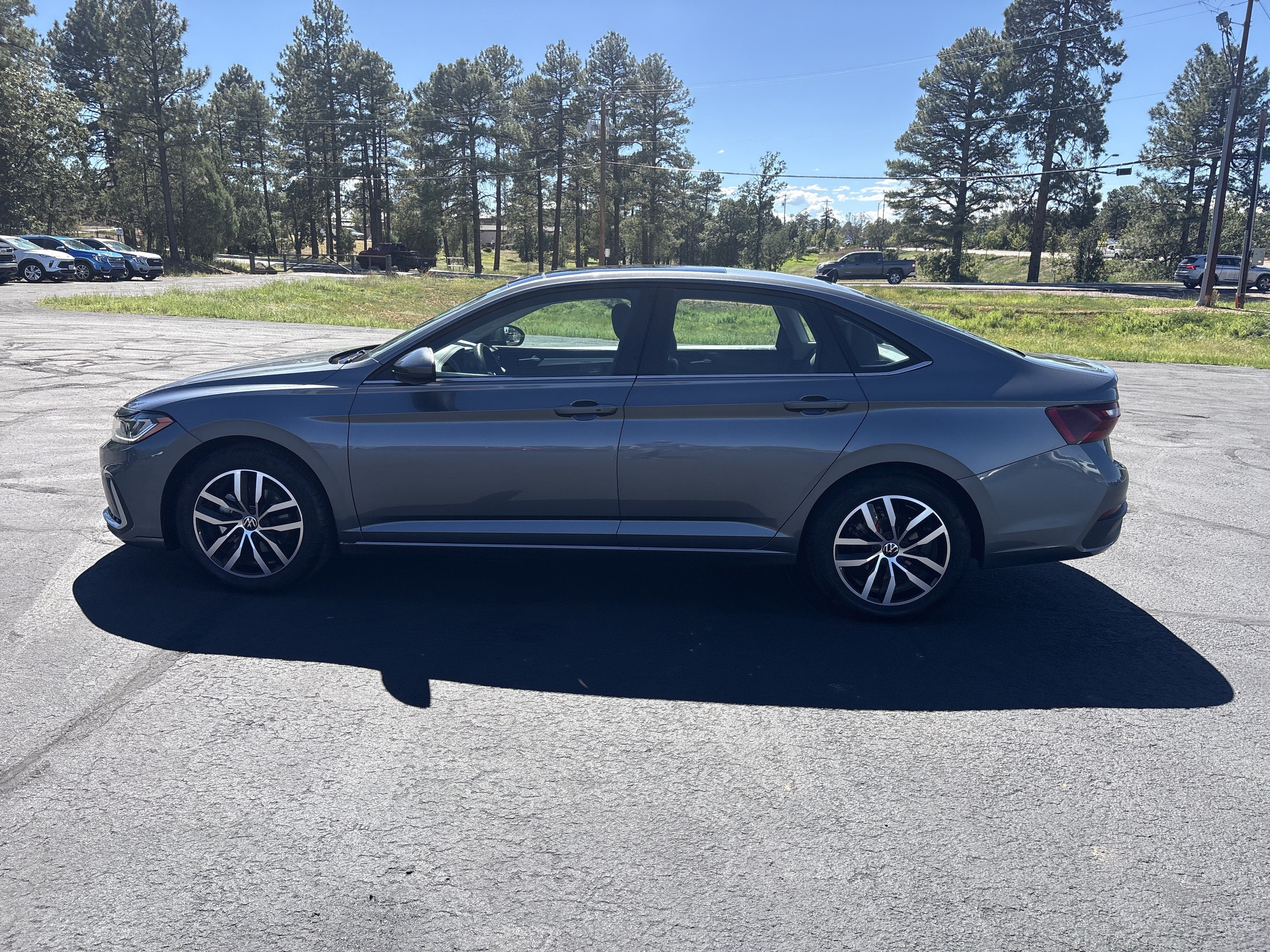 2025 Volkswagen Jetta SE