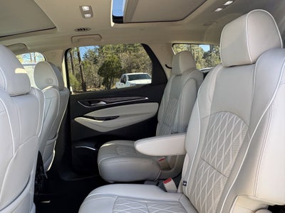 2022 Buick Enclave Avenir