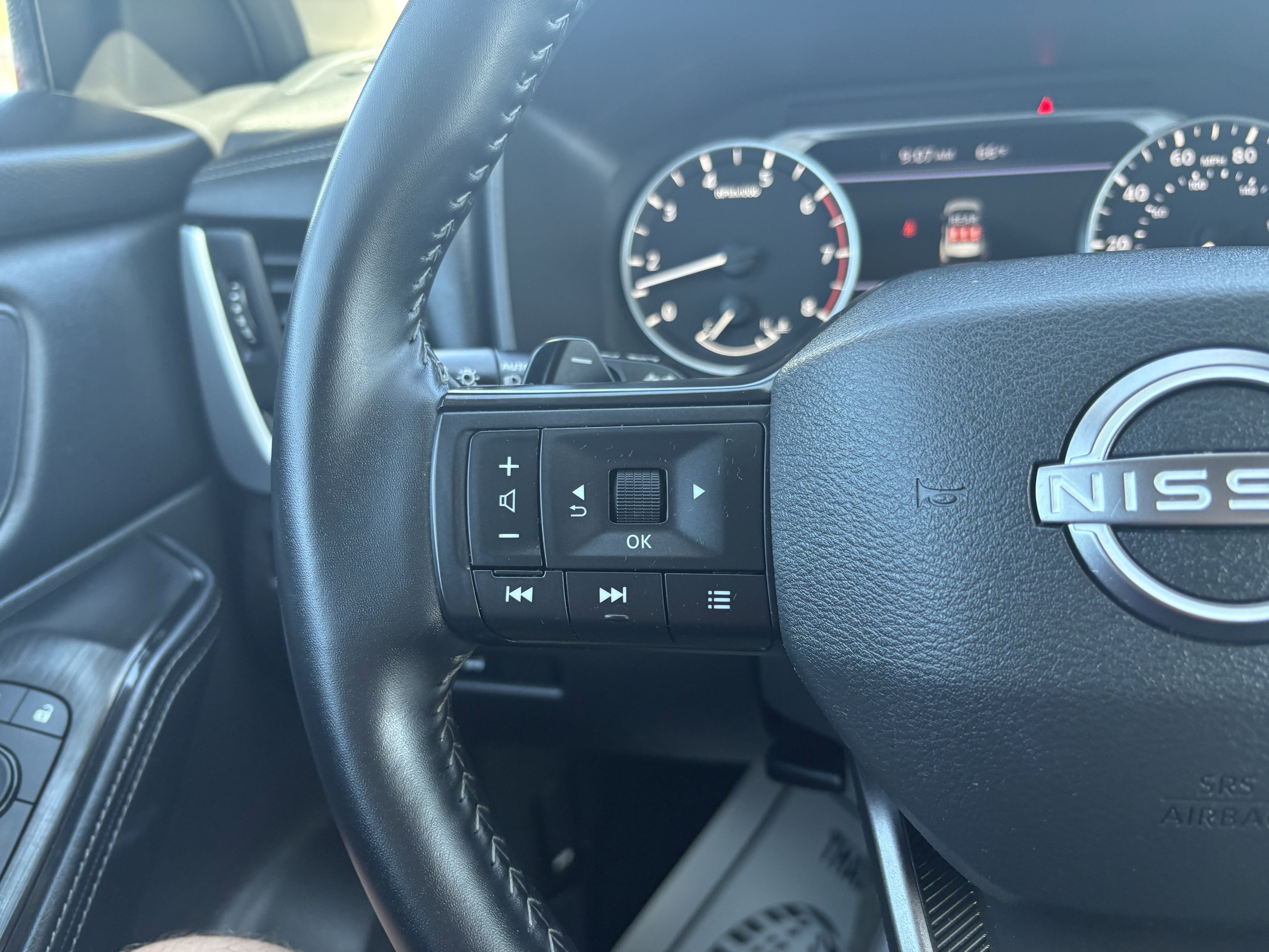 2025 Nissan Rogue SV
