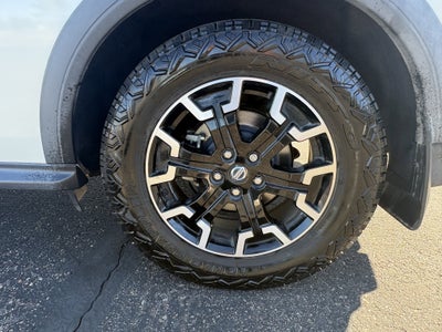 2020 Nissan Pathfinder SV