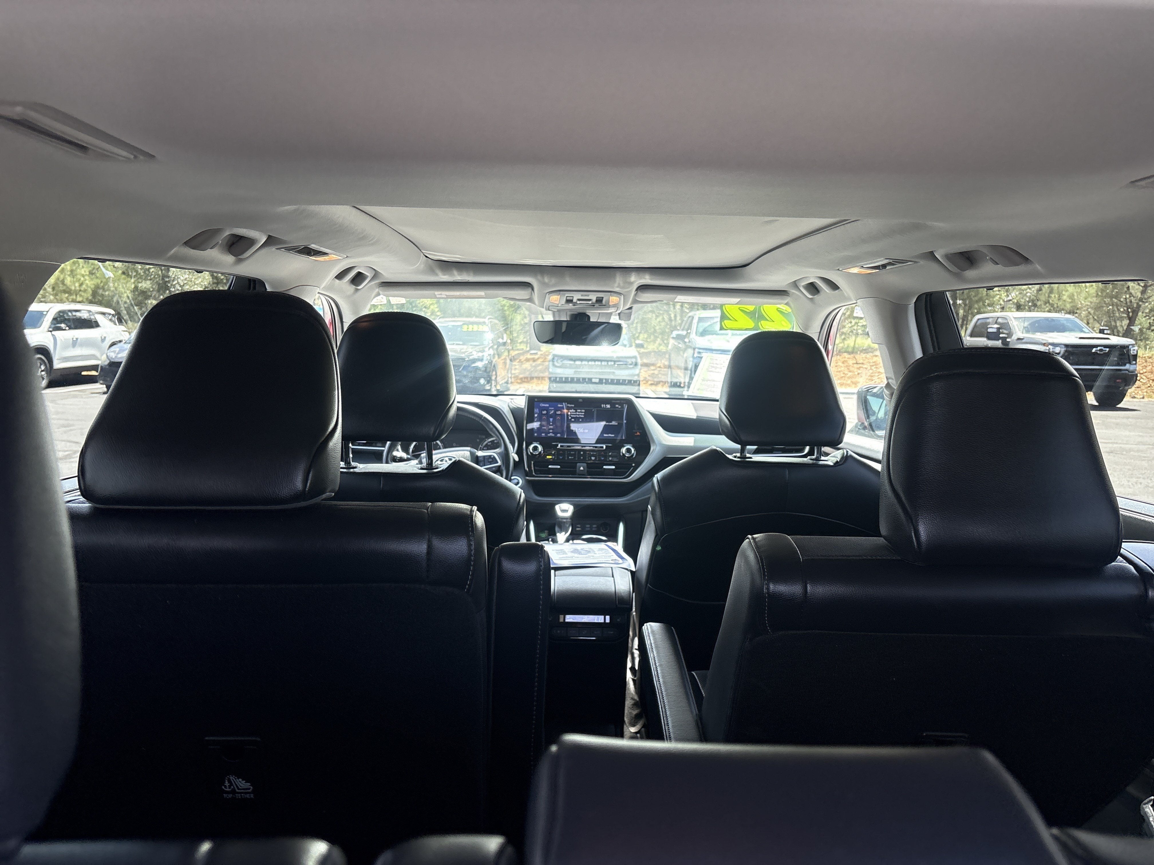 2022 Toyota Highlander Platinum