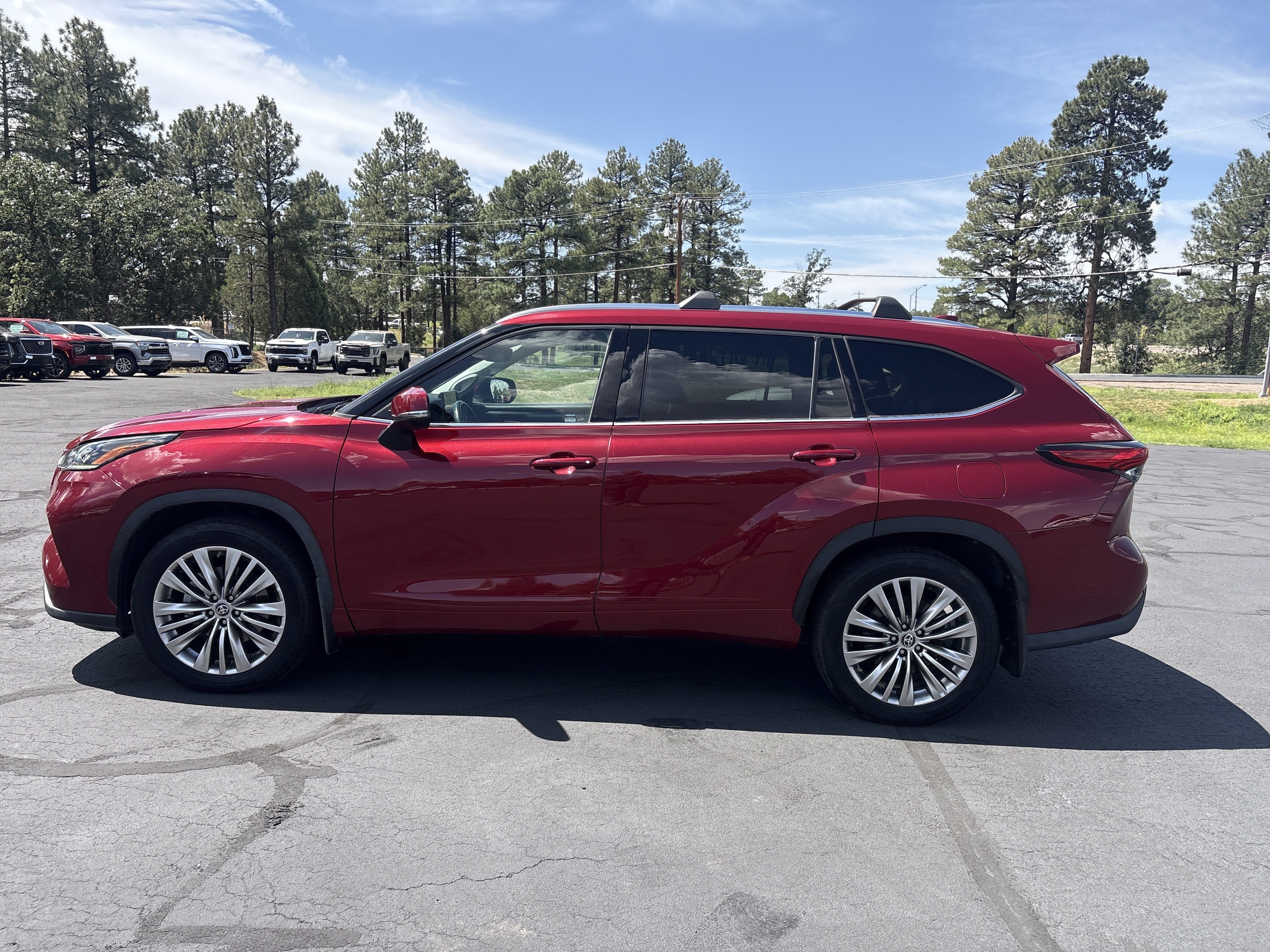 2022 Toyota Highlander Platinum