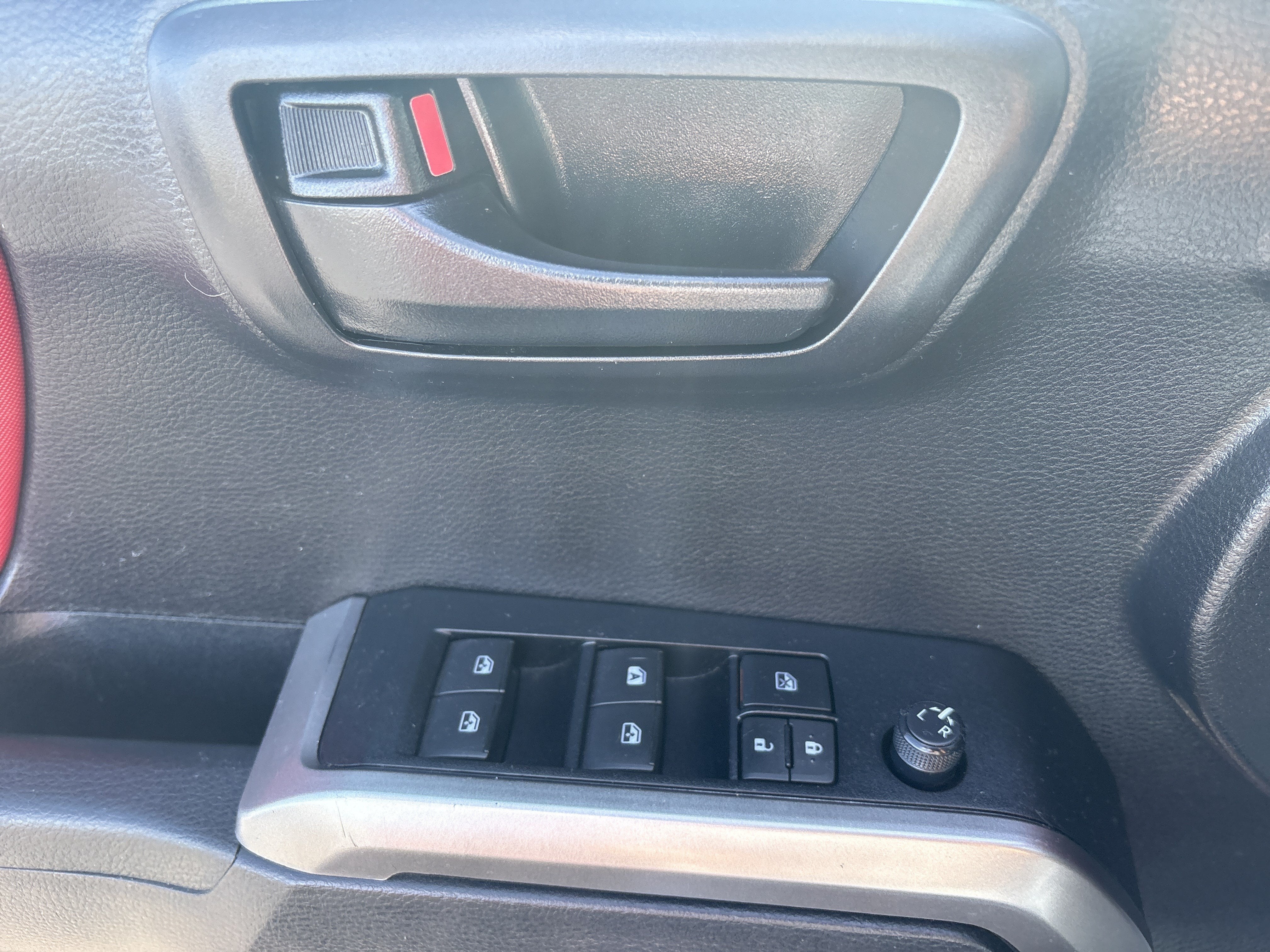 2021 Toyota Tacoma 4WD SR