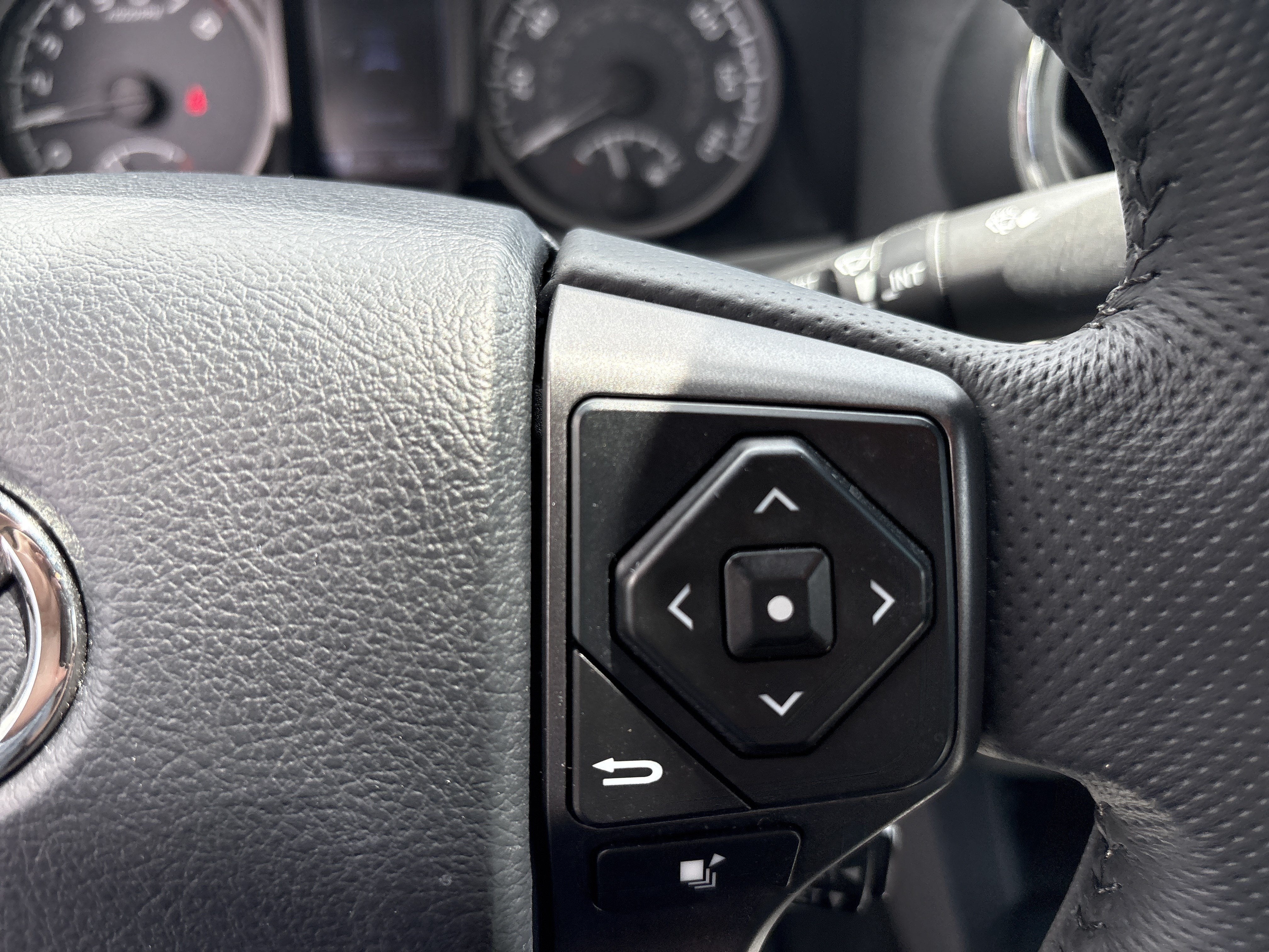 2019 Toyota Tacoma 4WD SR