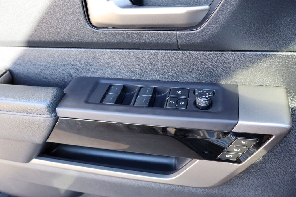 2023 Toyota Tundra 4WD Limited Hybrid
