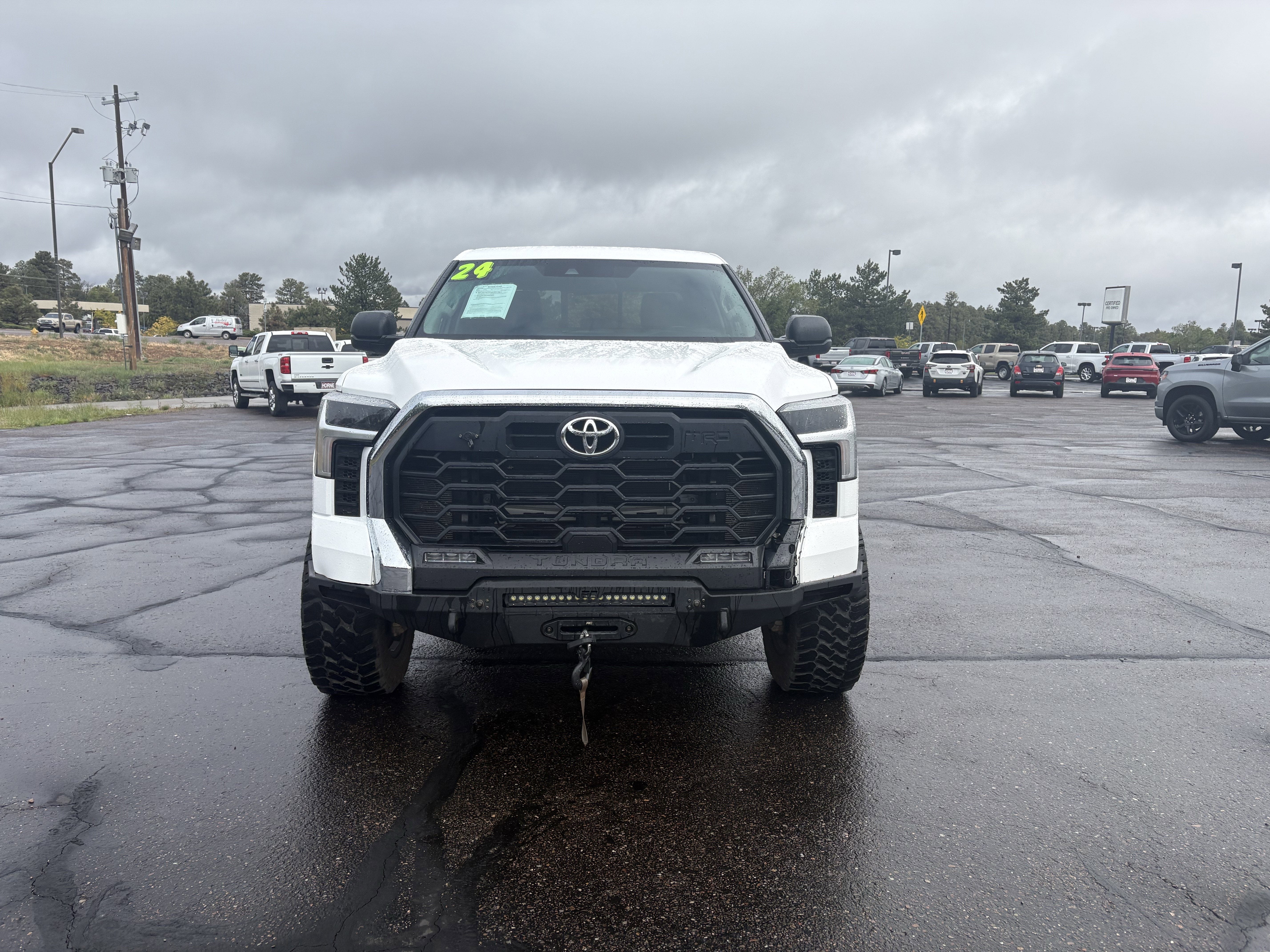 2024 Toyota Tundra 4WD SR5