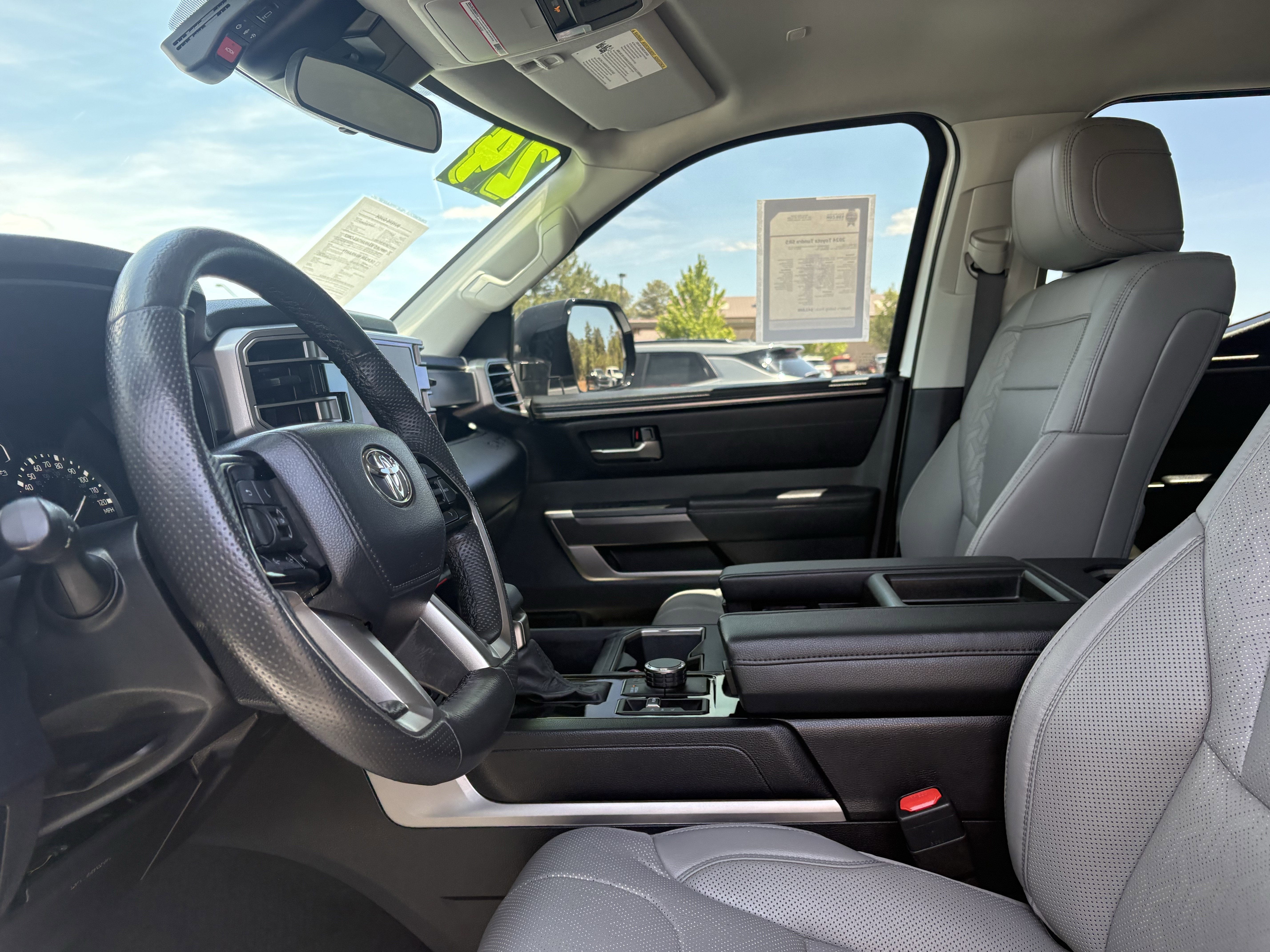 2024 Toyota Tundra 4WD SR5