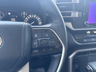 2024 Toyota Tundra 4WD SR5