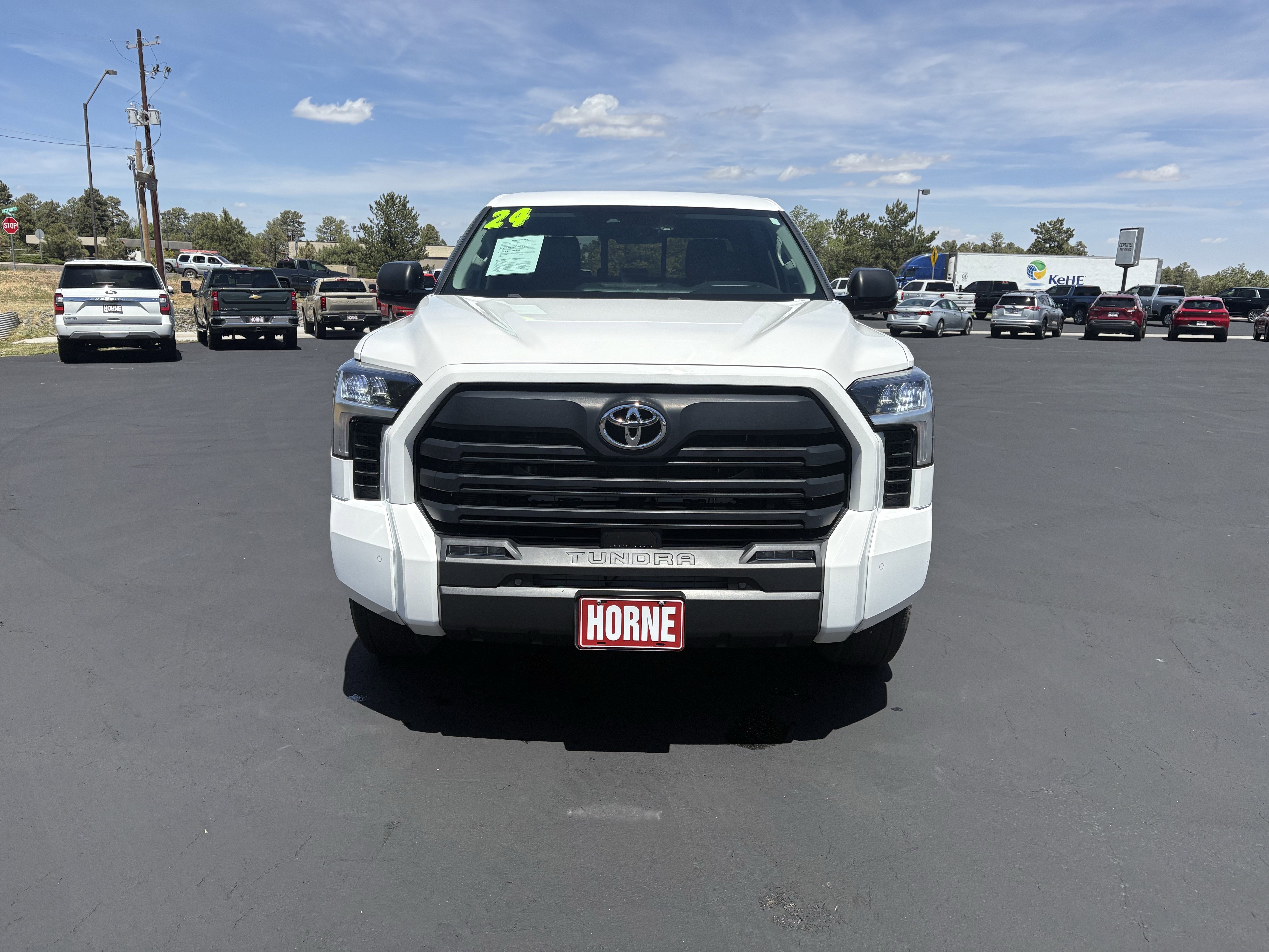 2024 Toyota Tundra 4WD SR5
