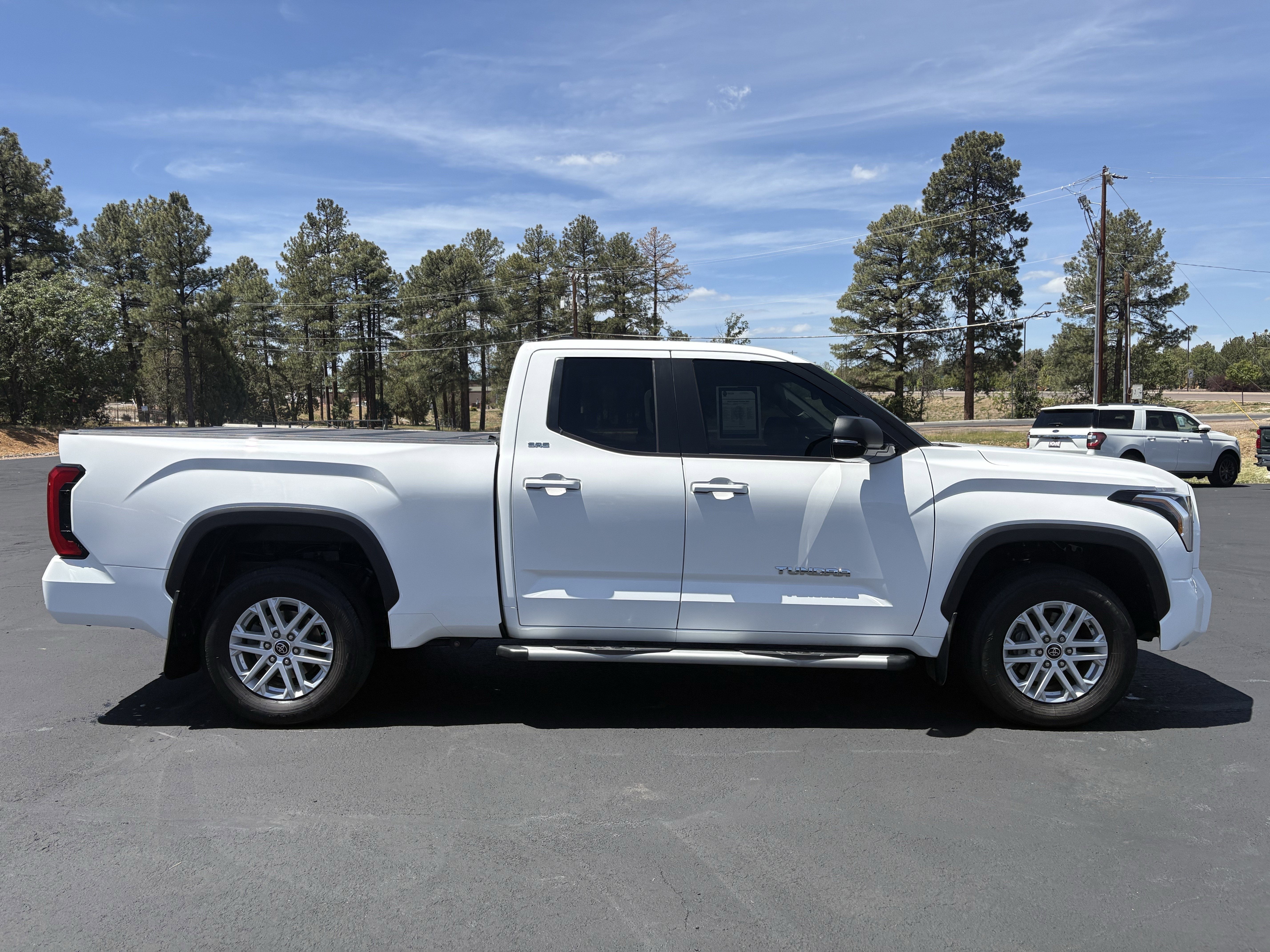 2024 Toyota Tundra 4WD SR5