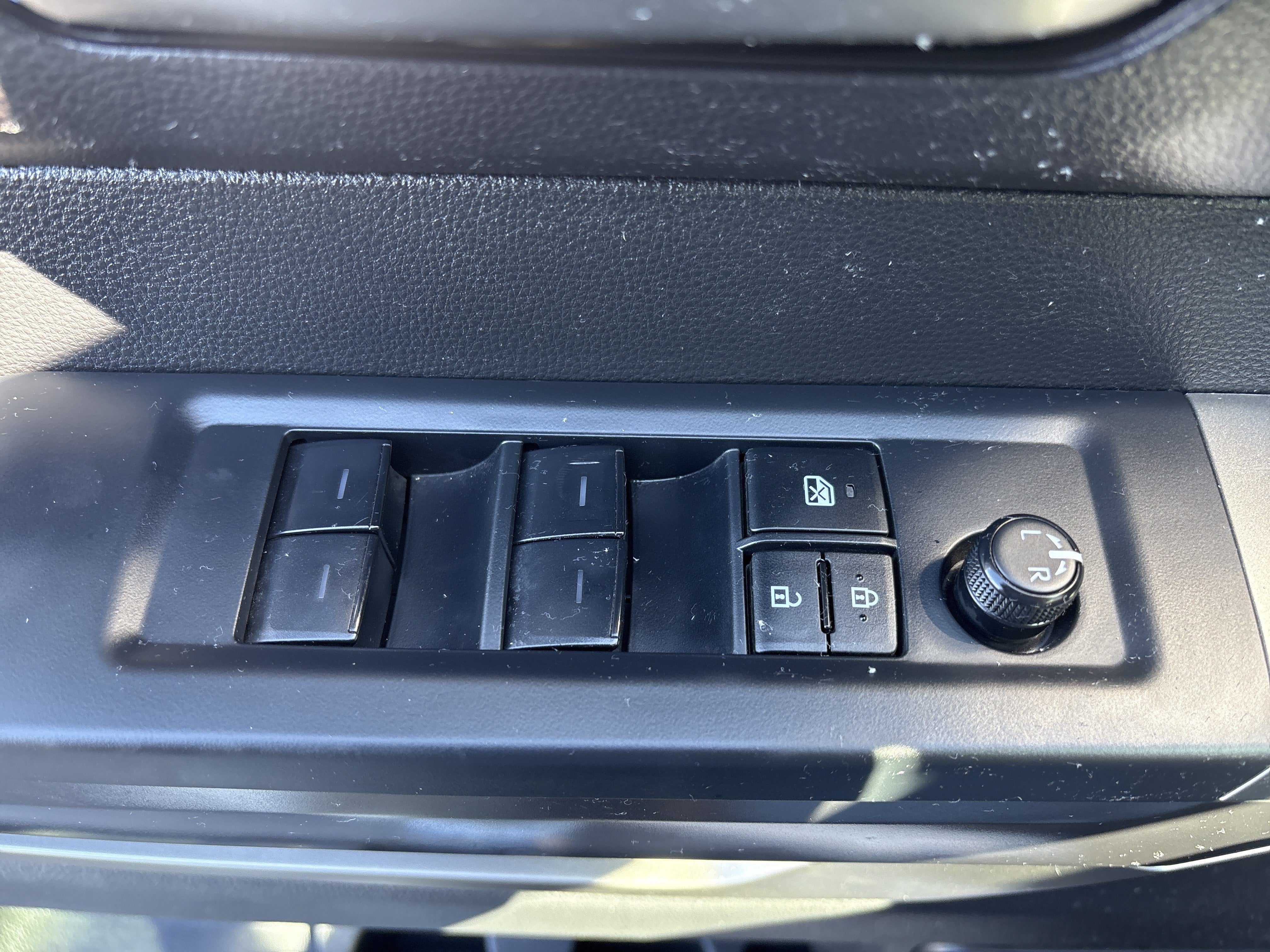 2025 Toyota Tundra 4WD SR