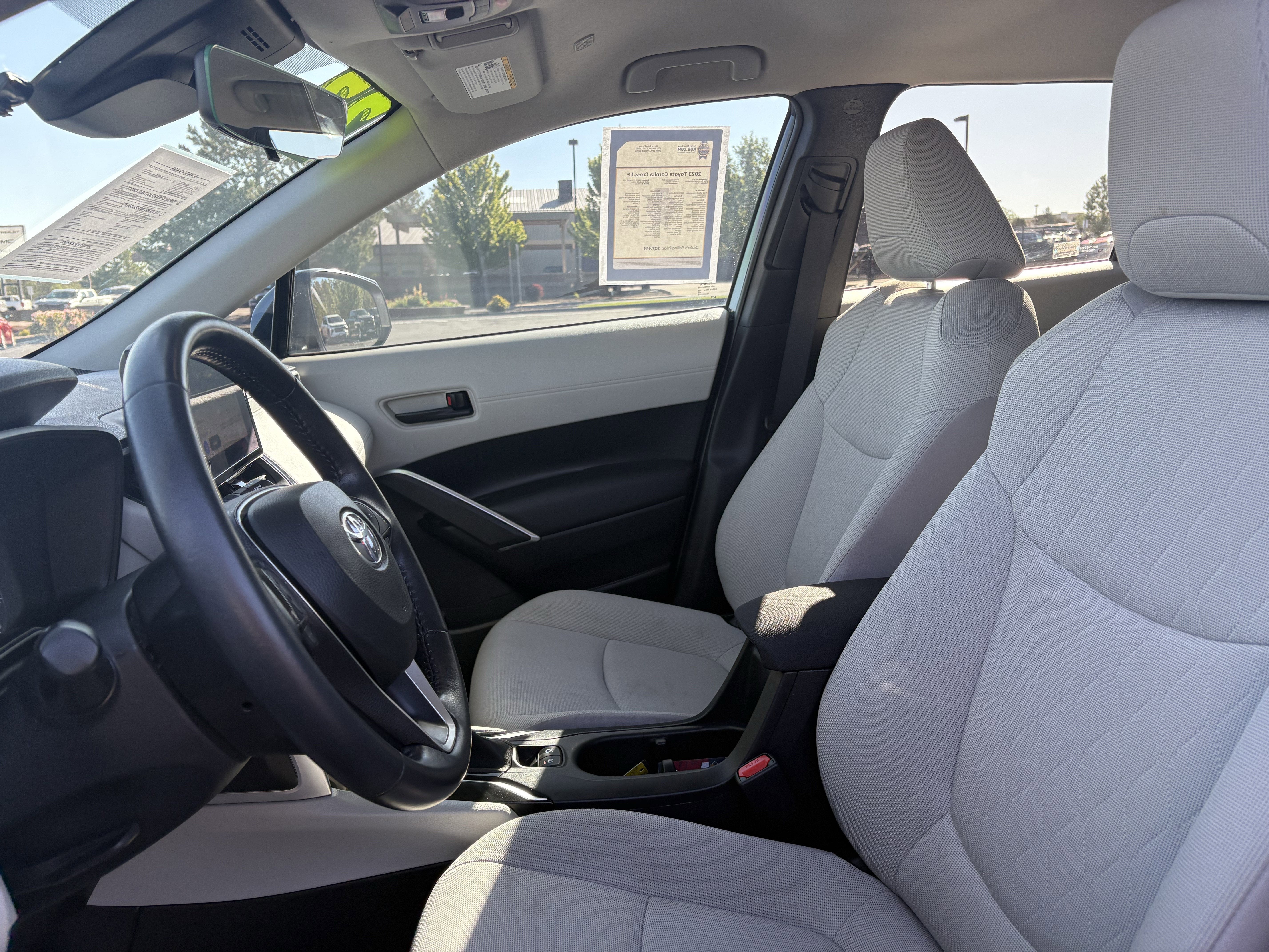 2023 Toyota Corolla Cross LE