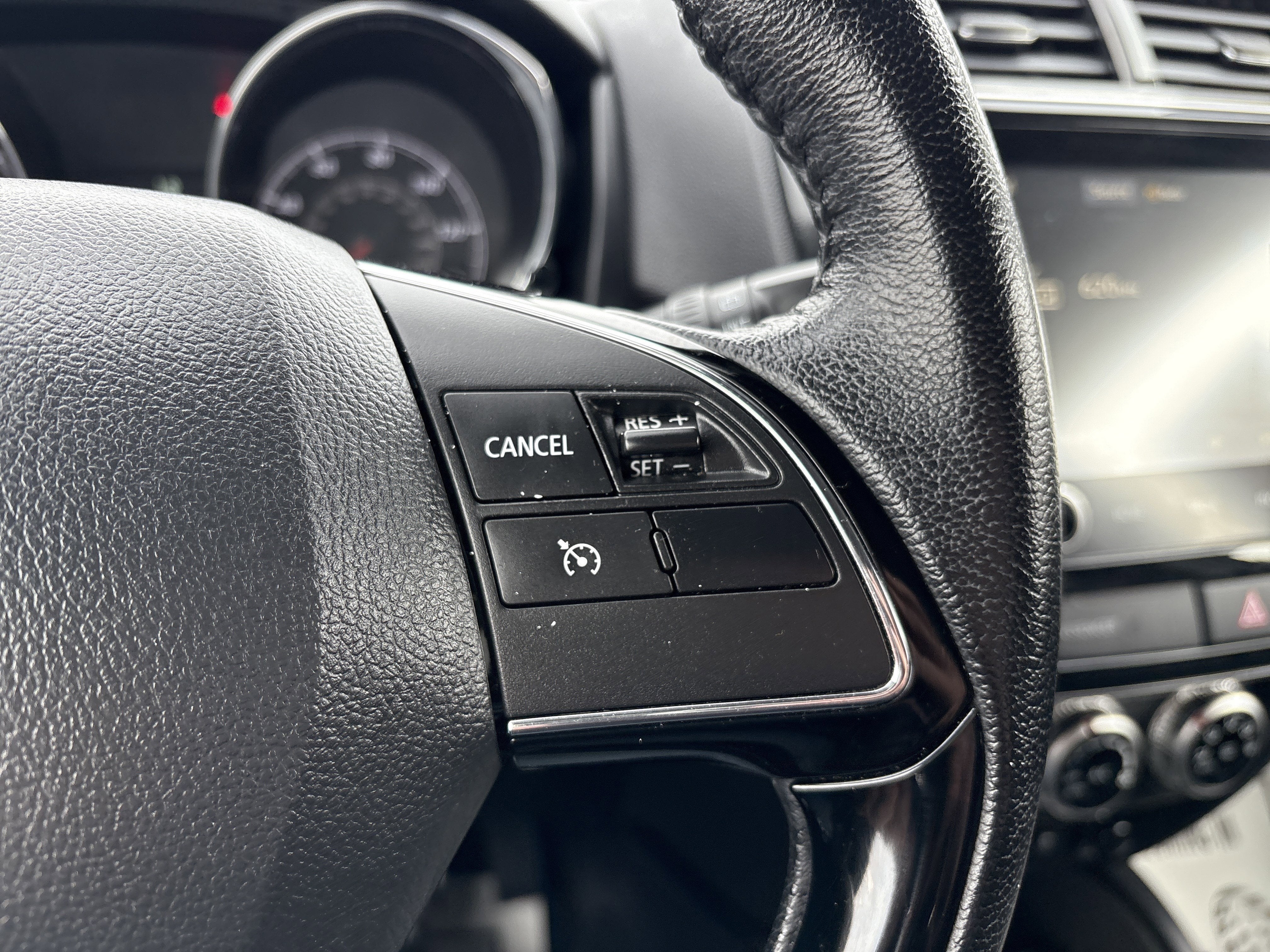 2024 Mitsubishi Outlander Sport S